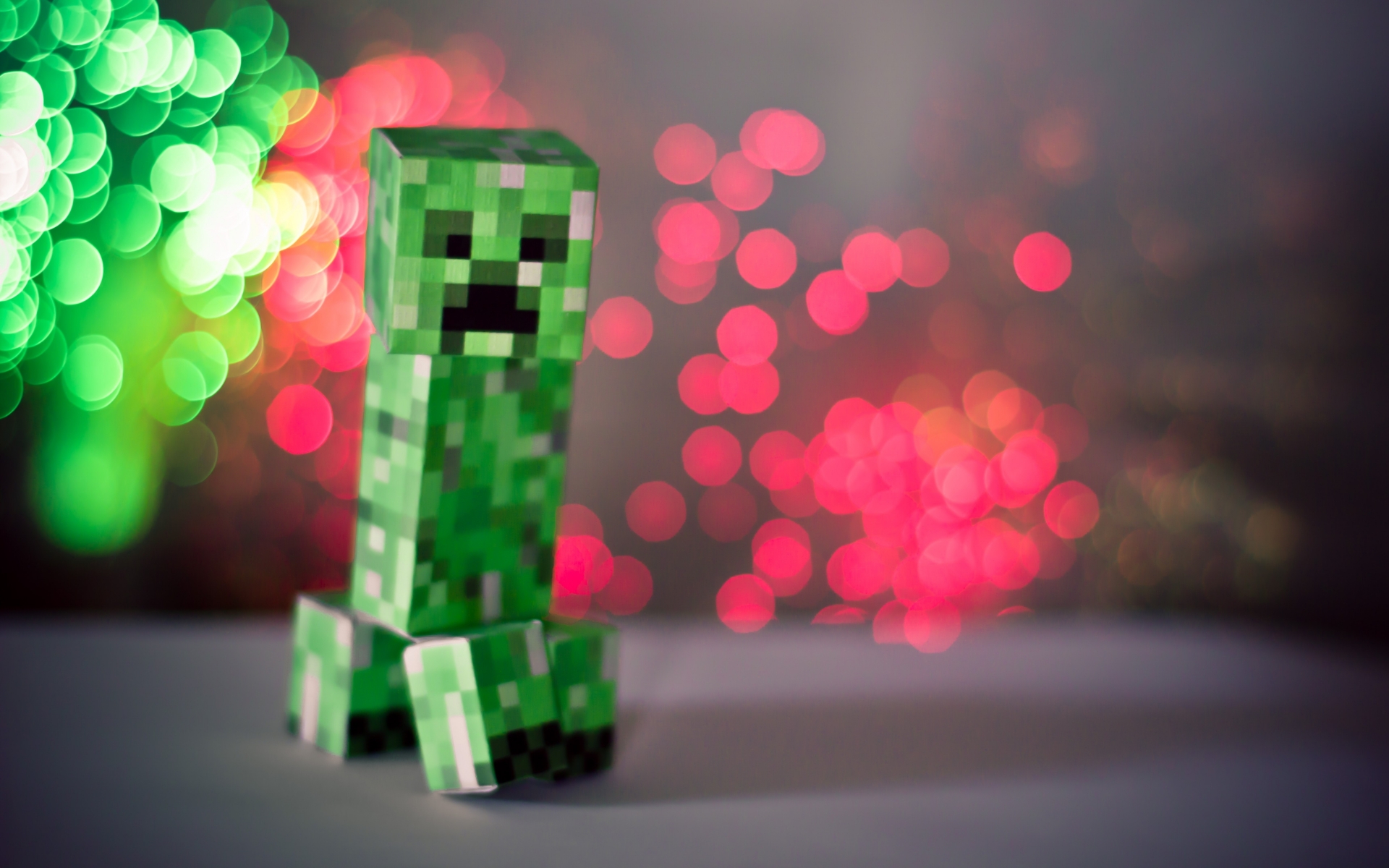 minecraft emerald Wallpapers