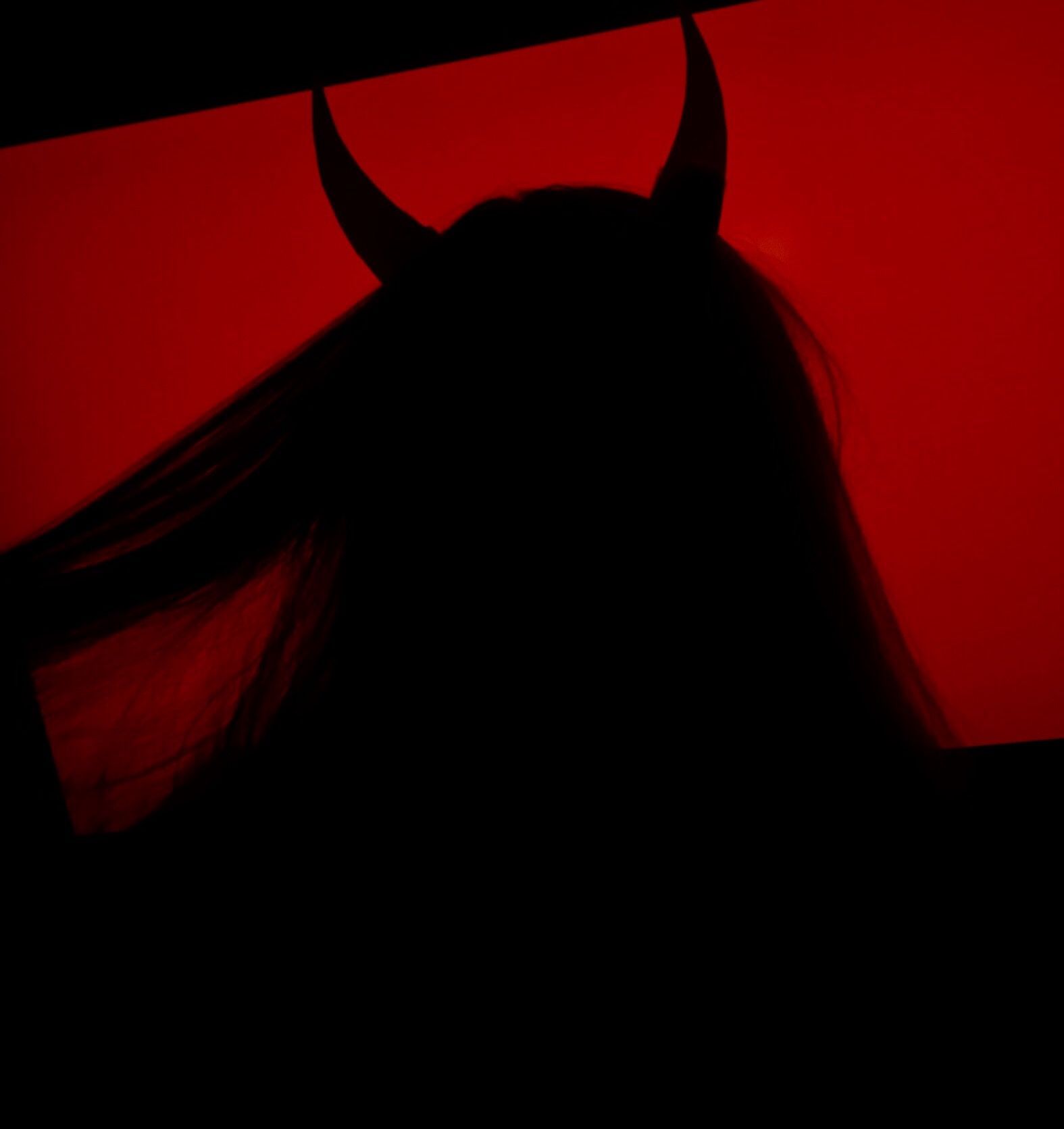 Demon Woman
 Wallpapers