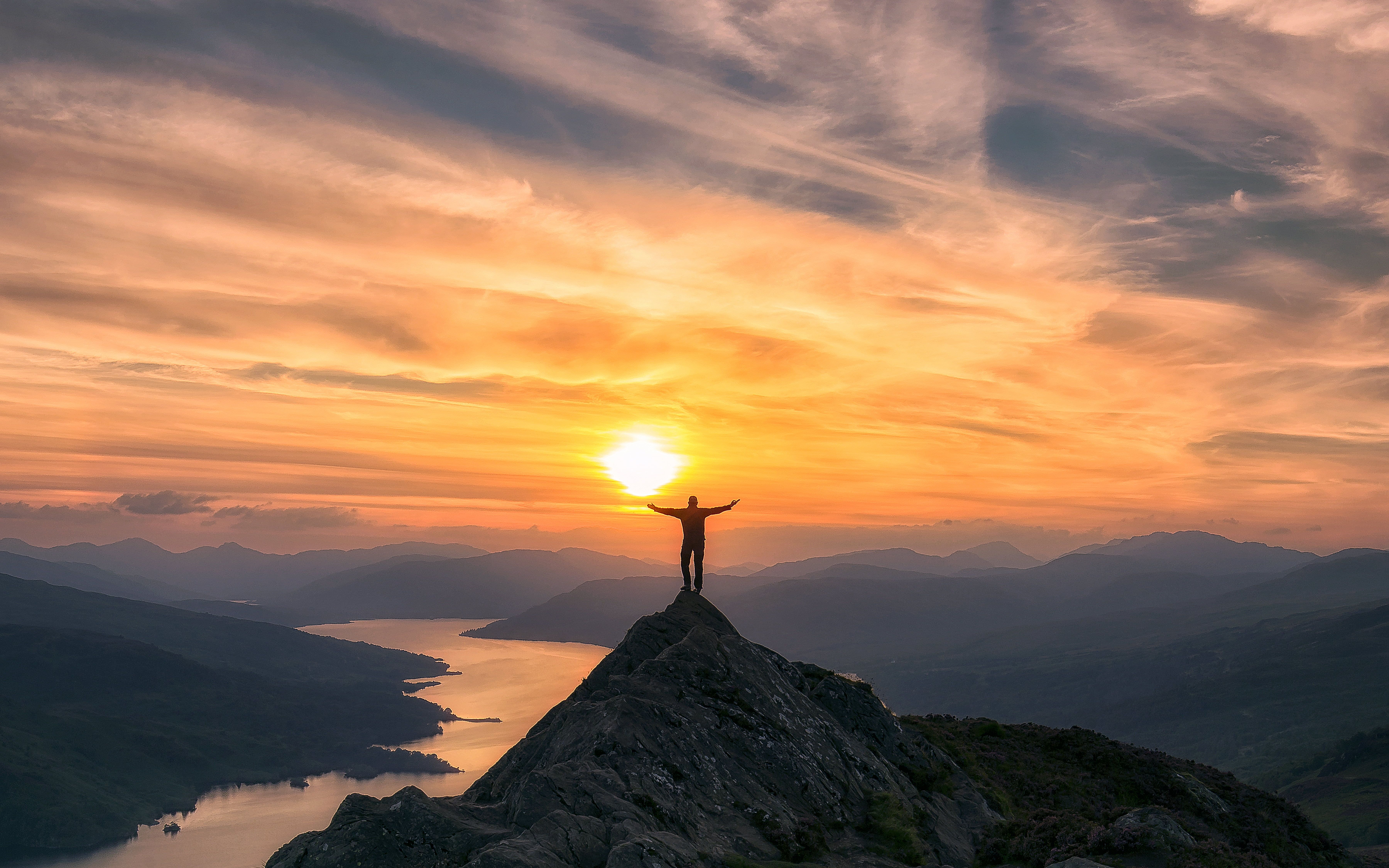 Man Watching Moon Rising Over Mountains
 Wallpapers