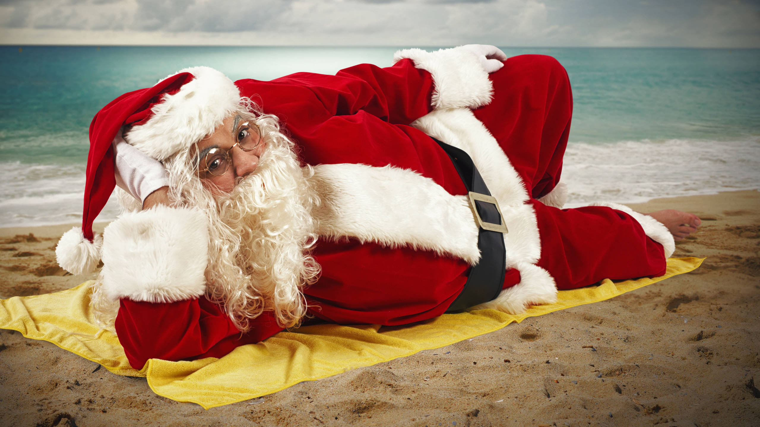 Christmas Beach Wallpapers