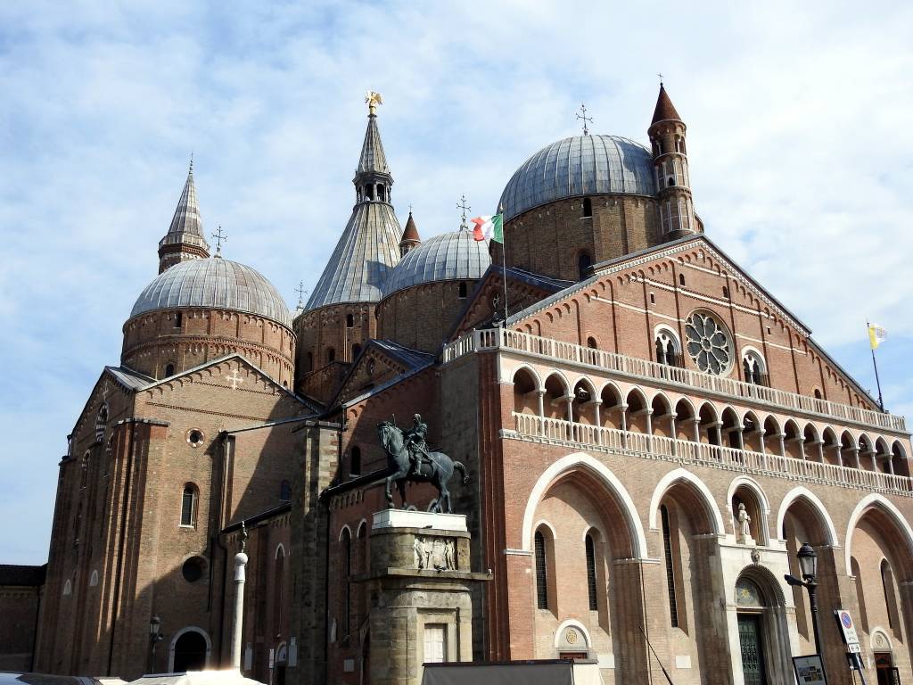 Basilica Of Saint Anthony Of Padua Wallpapers