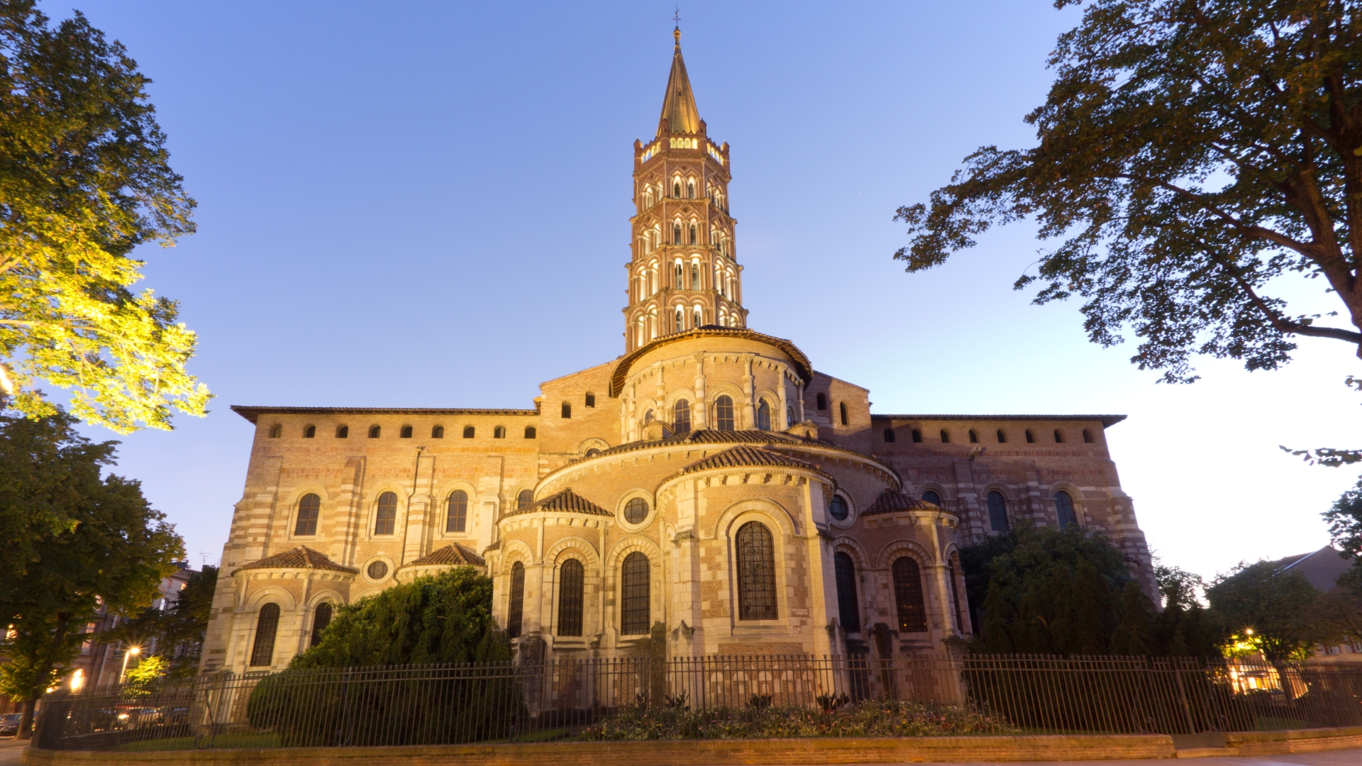 Basilica Of St. Sernin, Toulouse Wallpapers