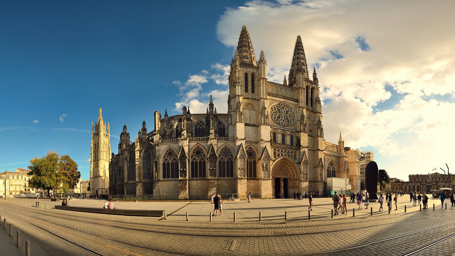 Bordeaux Cathedral Wallpapers