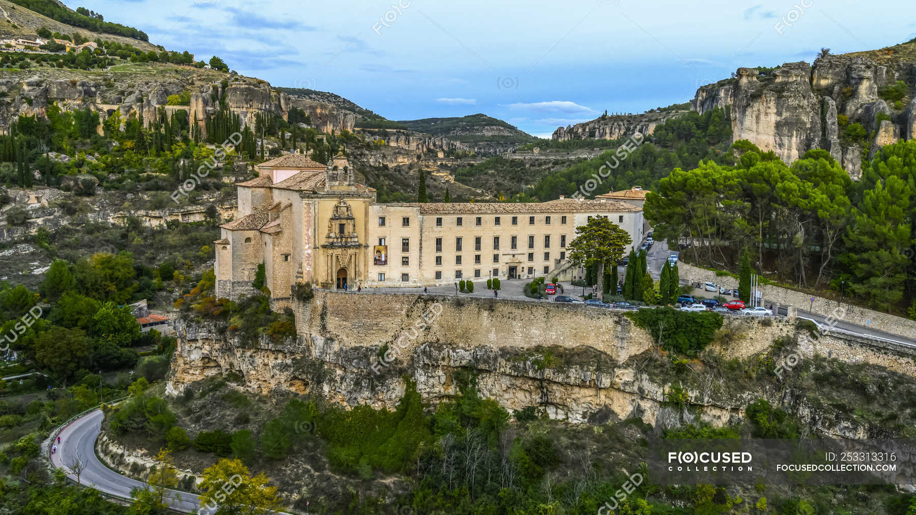 Cuenca Cathedral Wallpapers