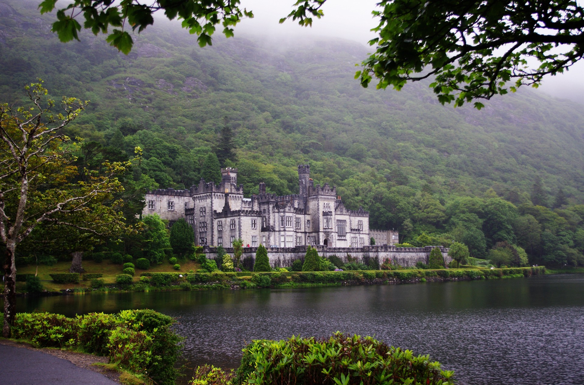 Kylemore Abbey Wallpapers