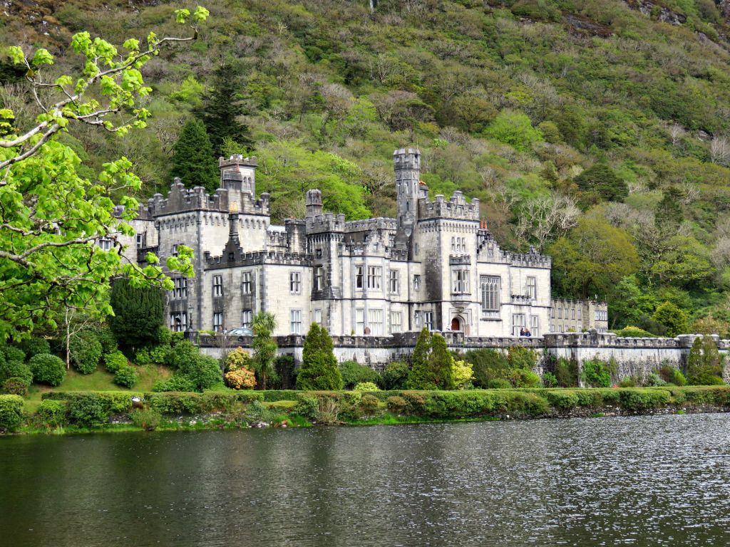 Kylemore Abbey Wallpapers