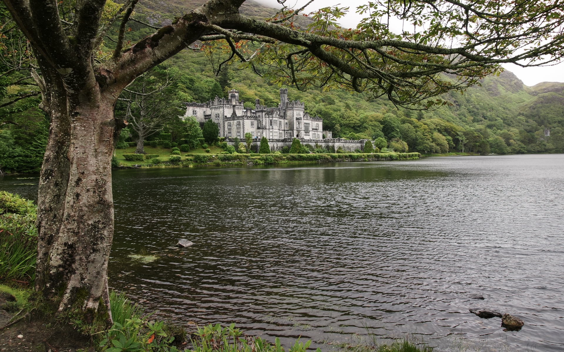 Kylemore Abbey Wallpapers