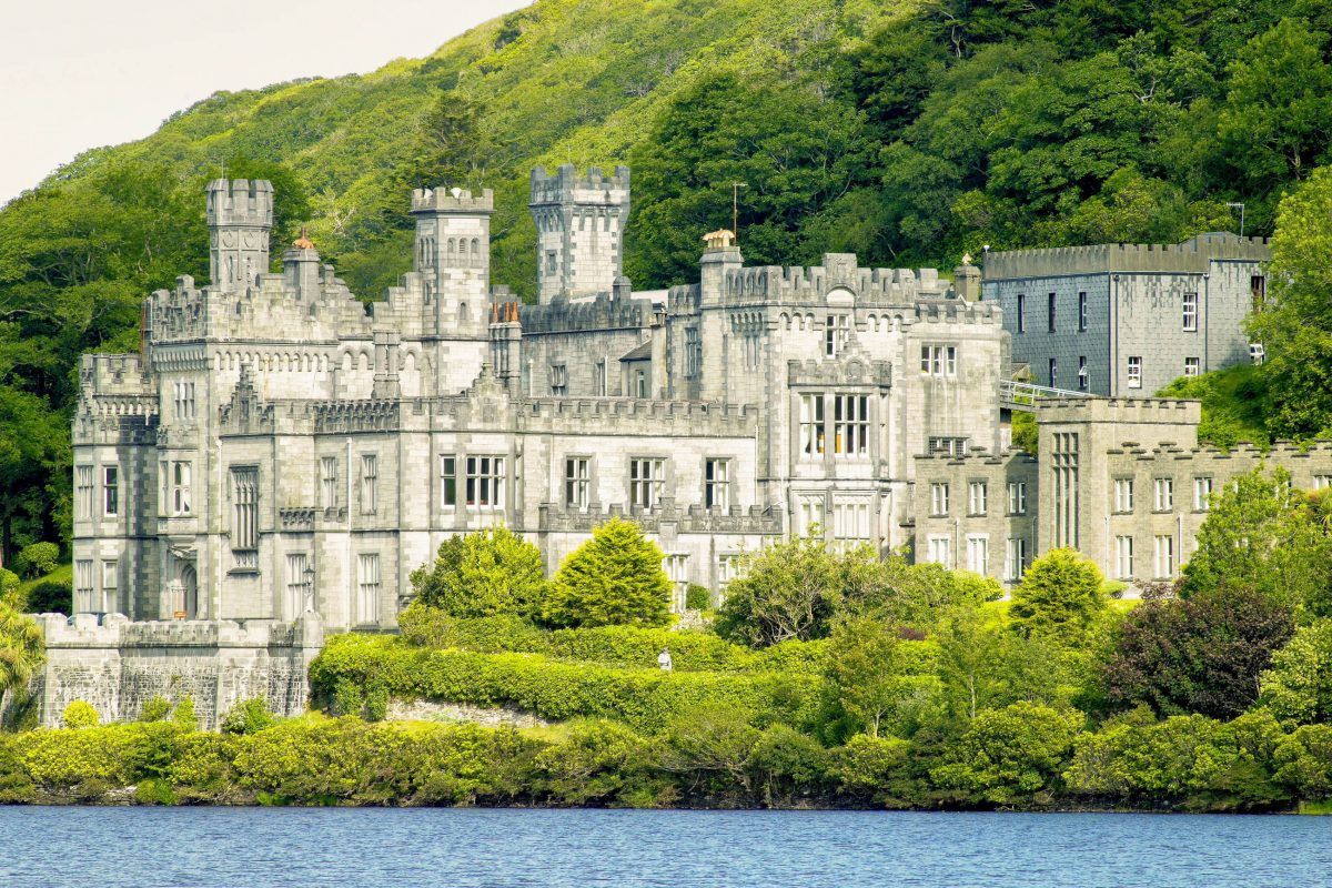 Kylemore Abbey Wallpapers