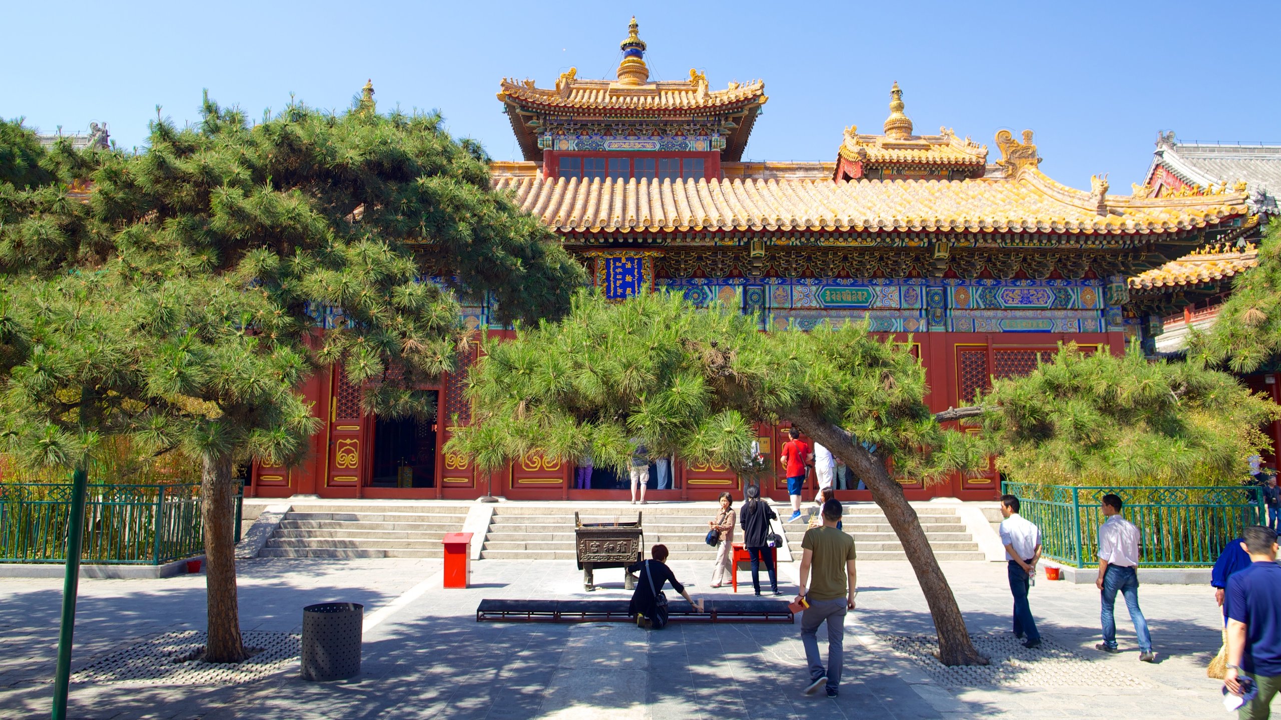 Lama Temple Wallpapers