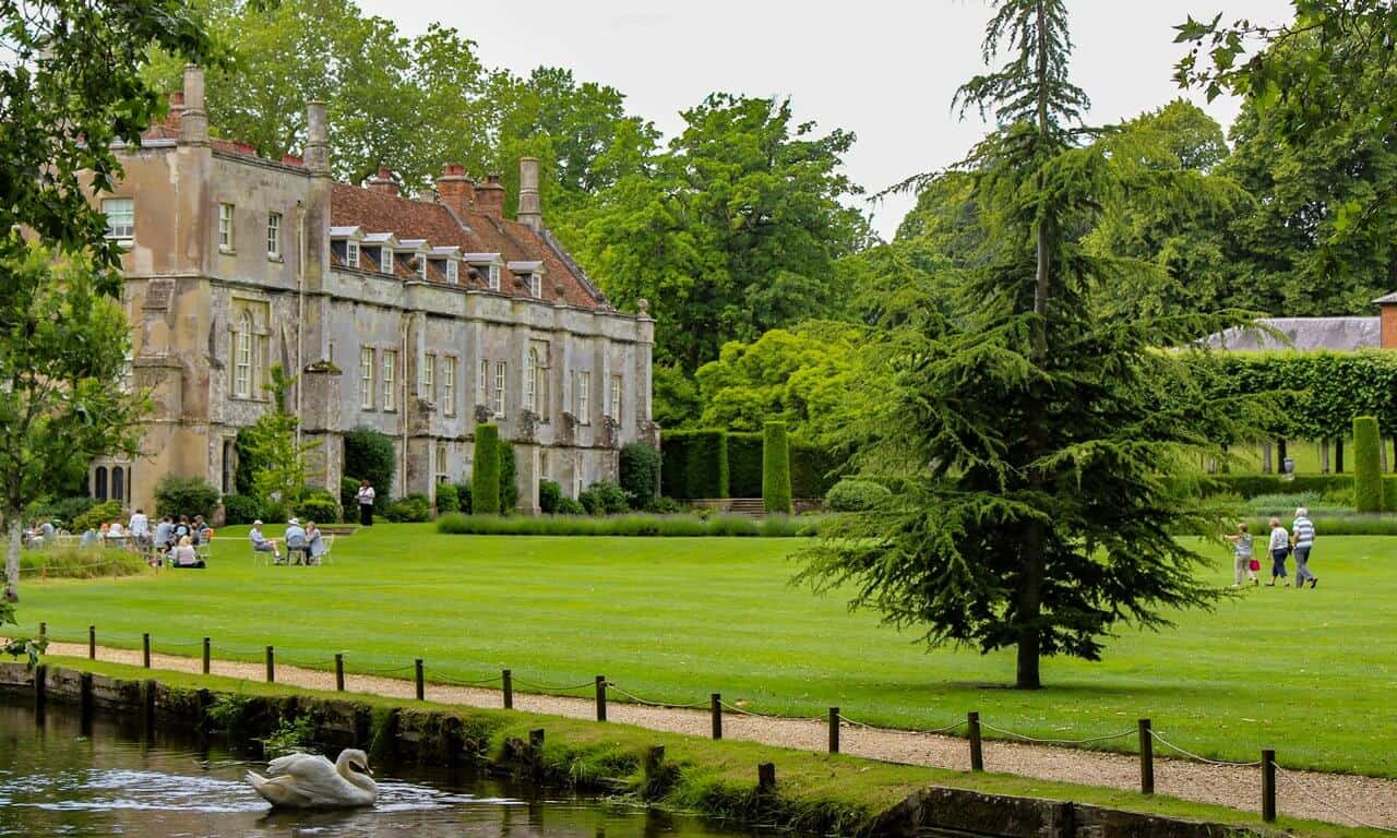 Mottisfont Abbey Wallpapers