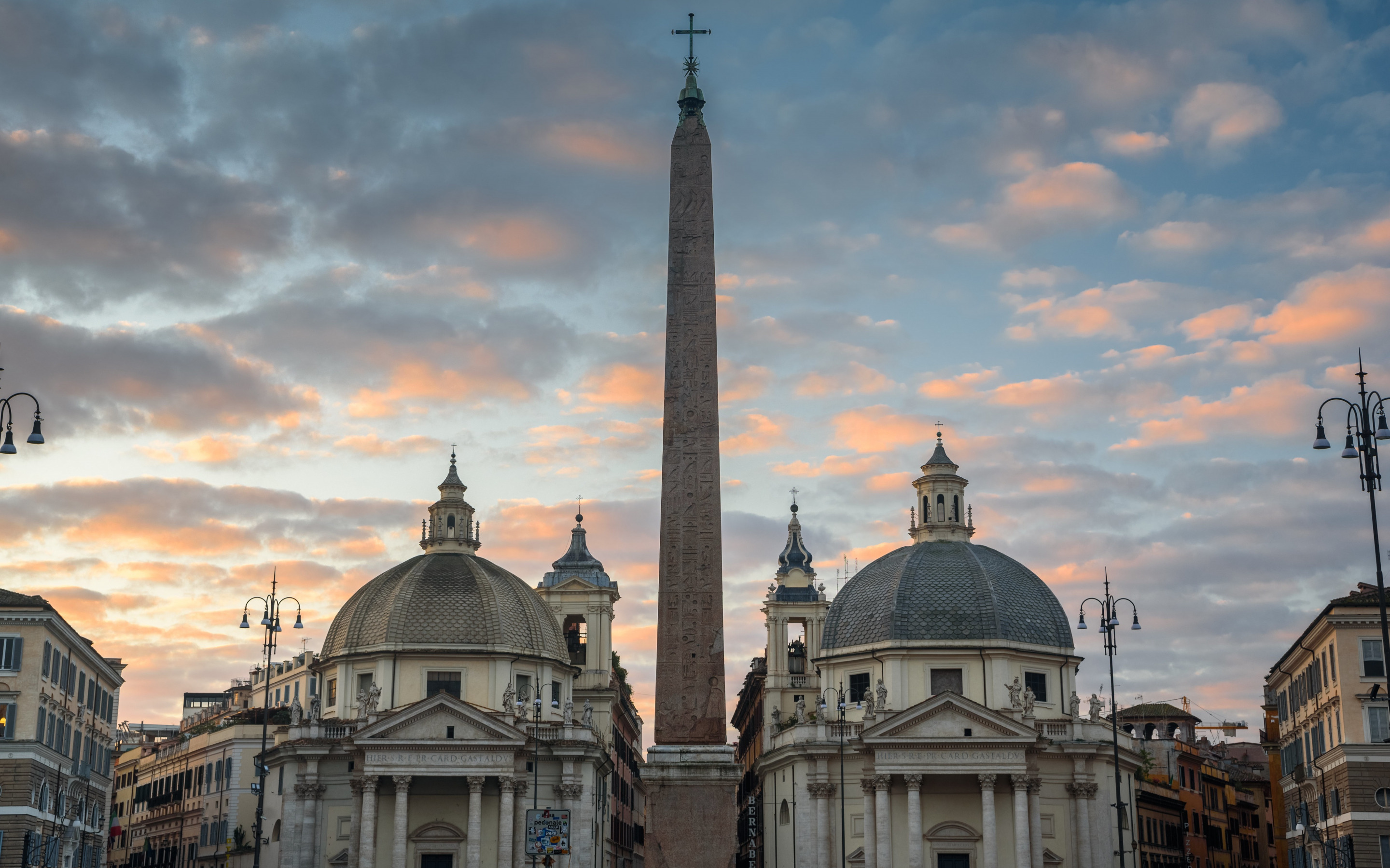 Piazza Dei Miracoli Wallpapers