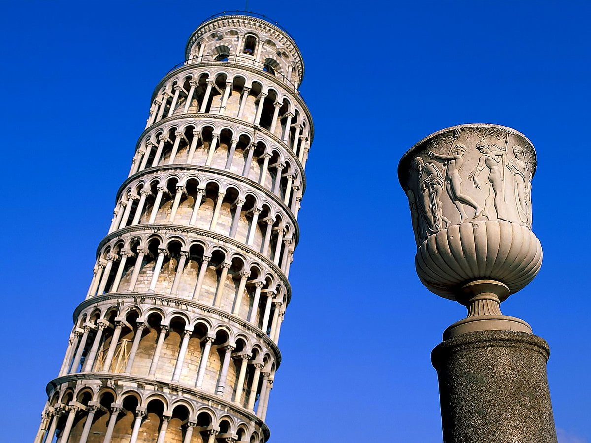 Piazza Dei Miracoli Wallpapers