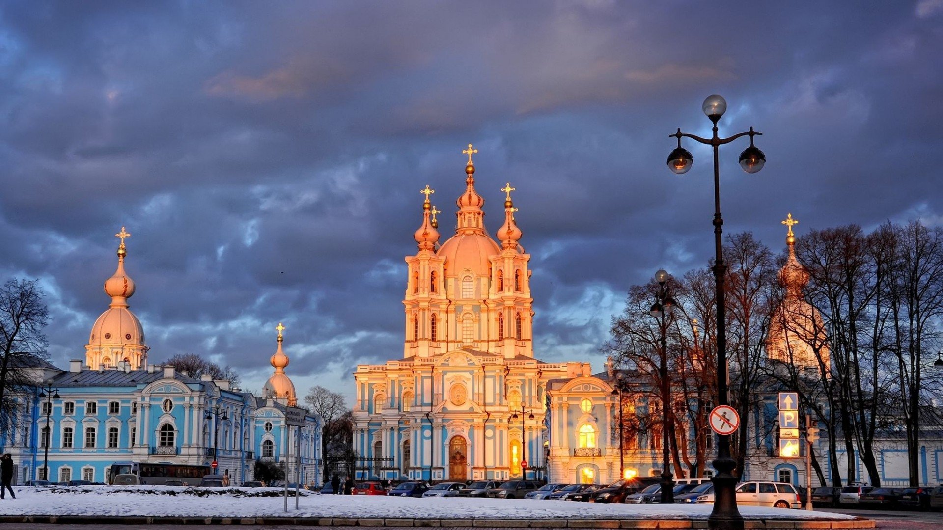 Smolny Cathedral Wallpapers