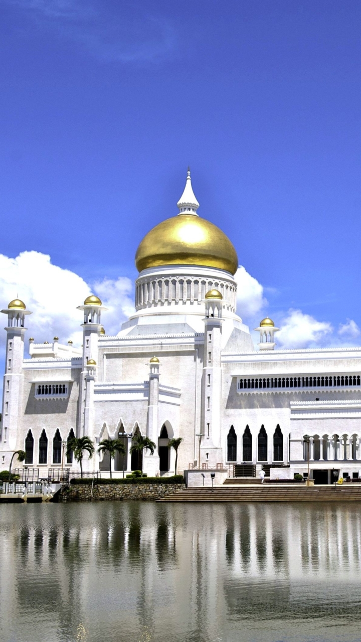 Sultan Omar Ali Saifuddin Mosque Wallpapers