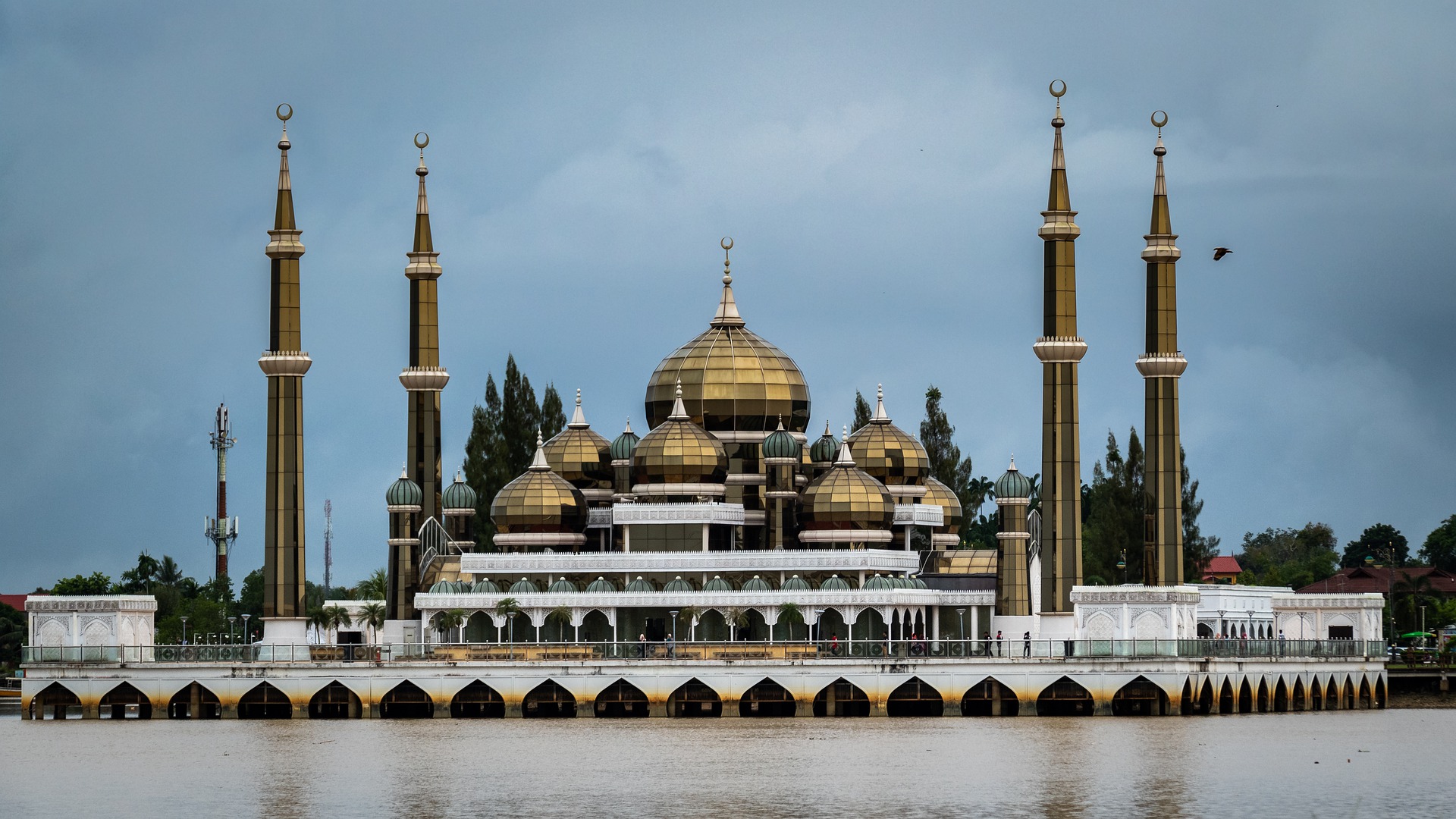 The Crystal Mosque Wallpapers