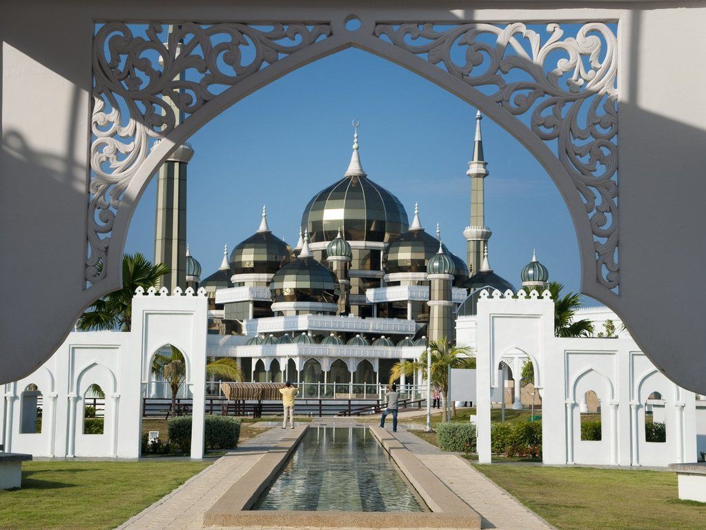 The Crystal Mosque Wallpapers