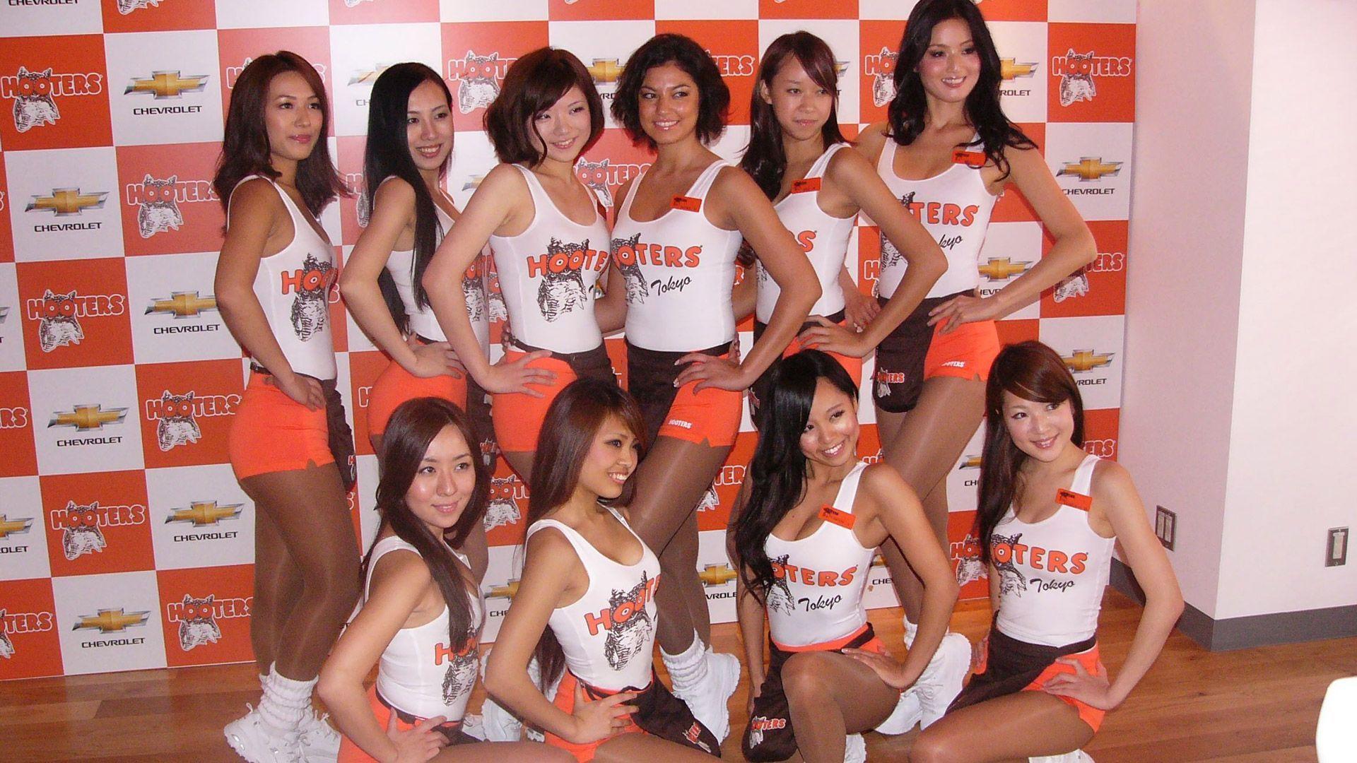 Hooters Wallpapers