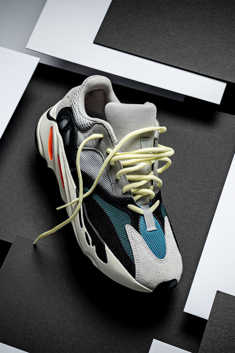 Yeezy 700 Wallpapers