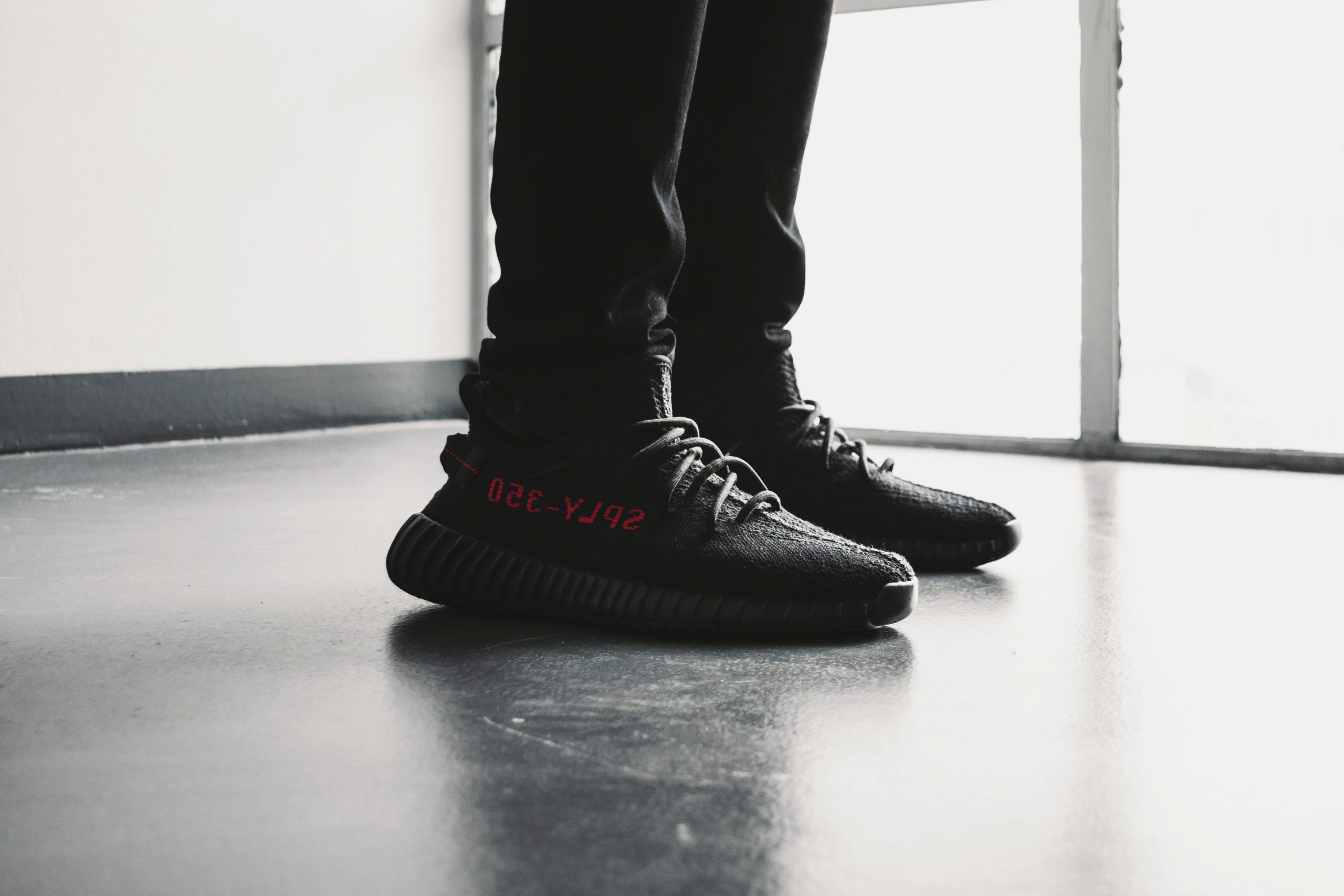 Yeezy Boost 350 V2 Wallpapers