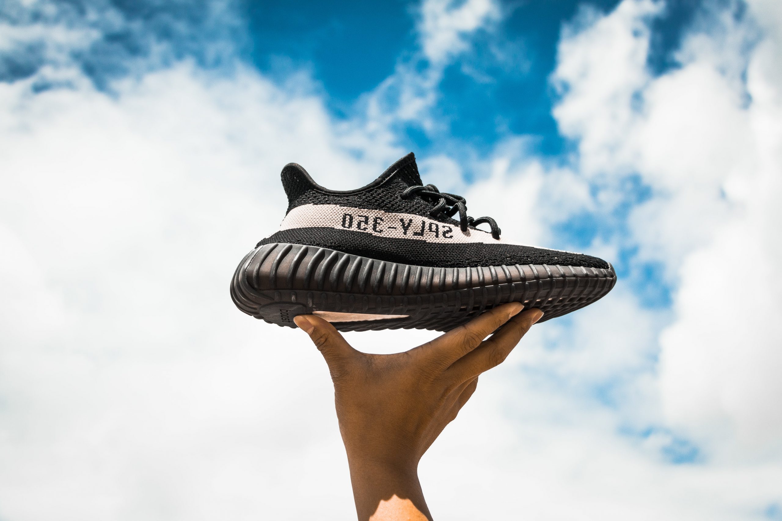 Yeezy Boost 350 V2 Wallpapers