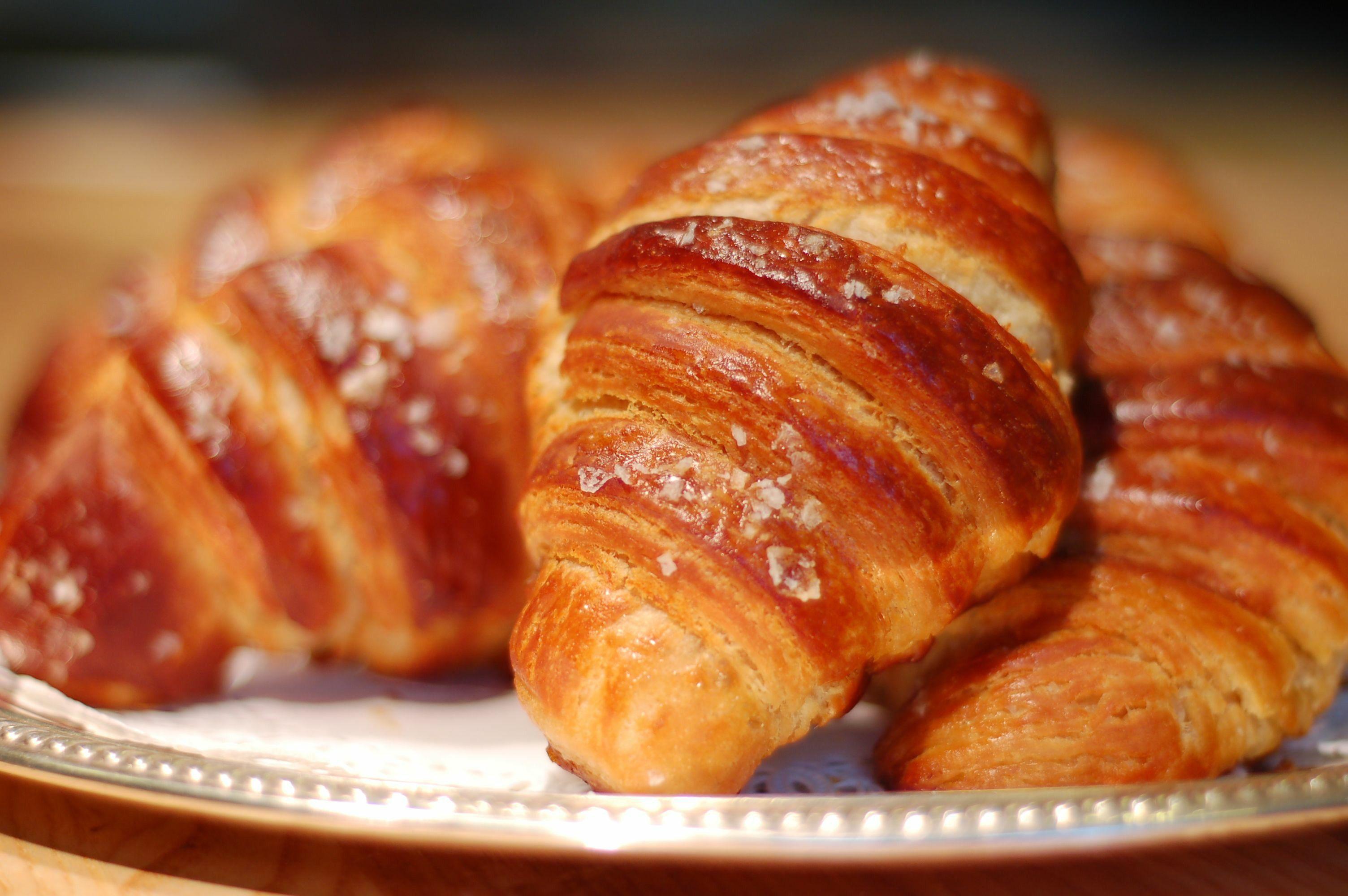 Croissant Wallpapers