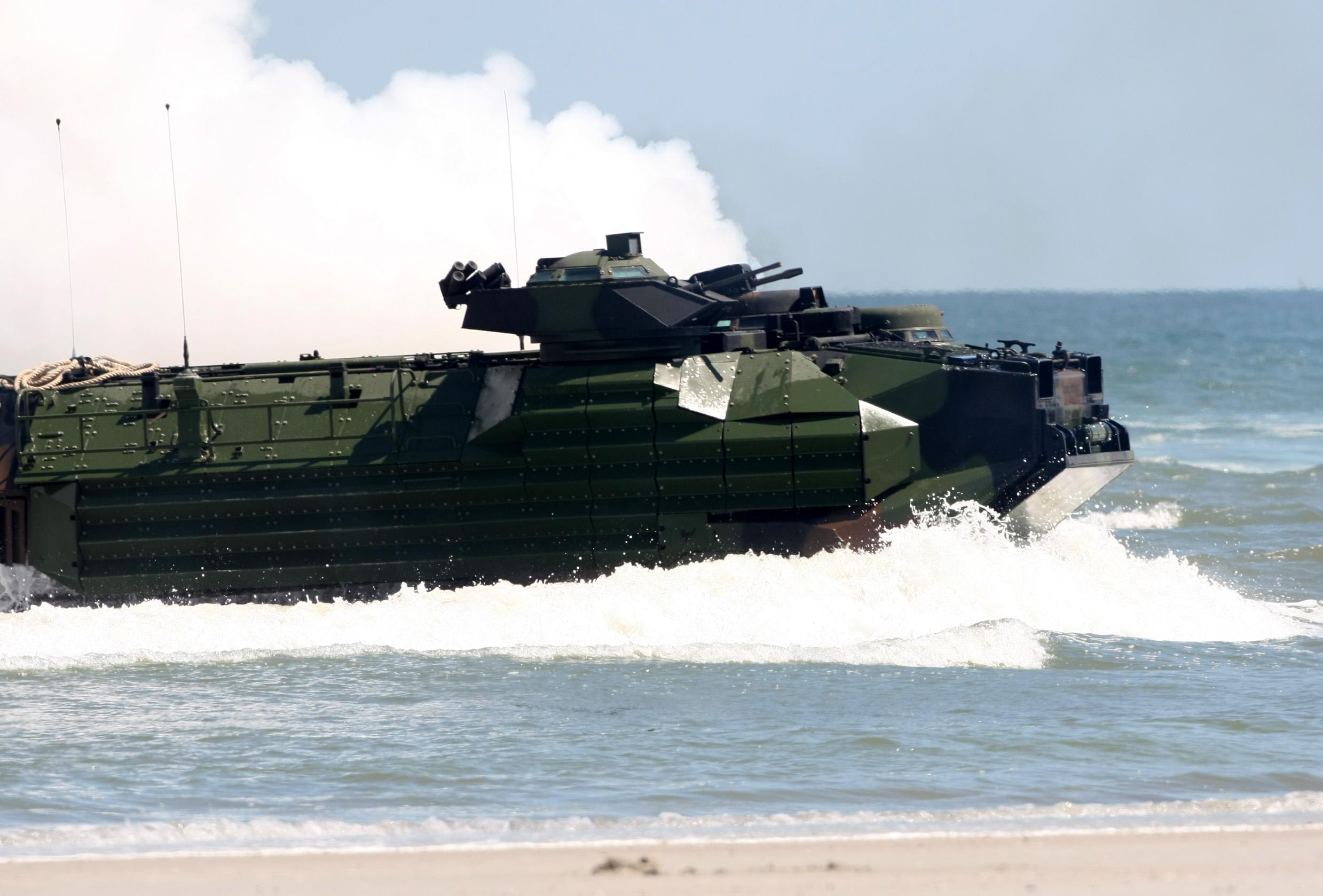 Amphibious Assault Vehicle Wallpapers