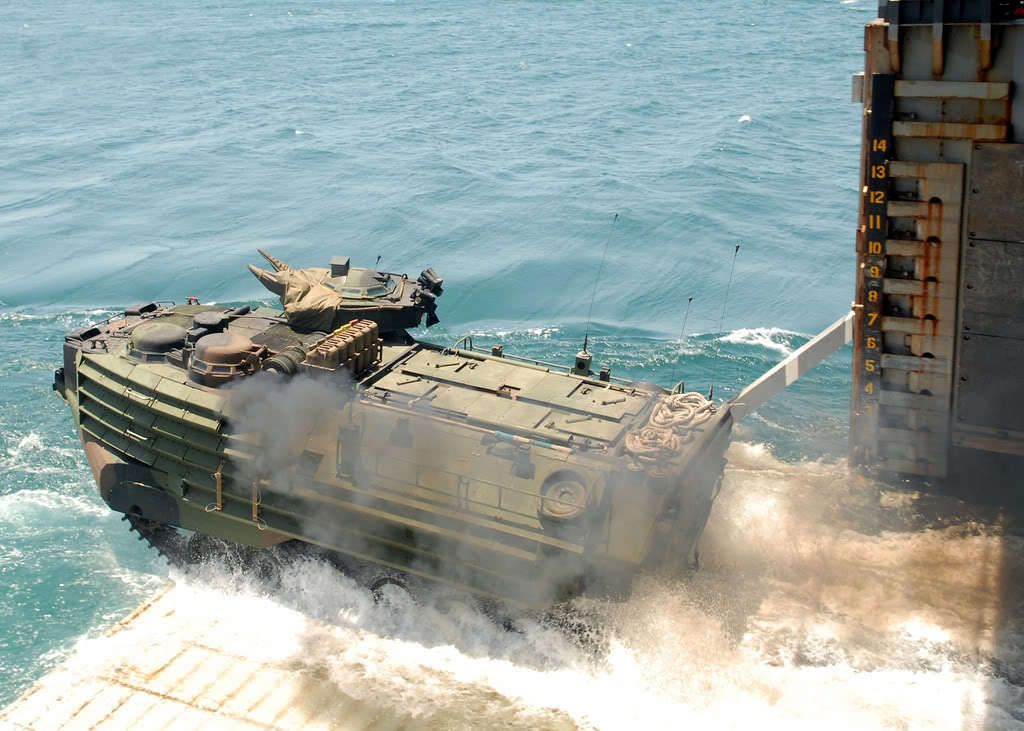 Amphibious Assault Vehicle Wallpapers