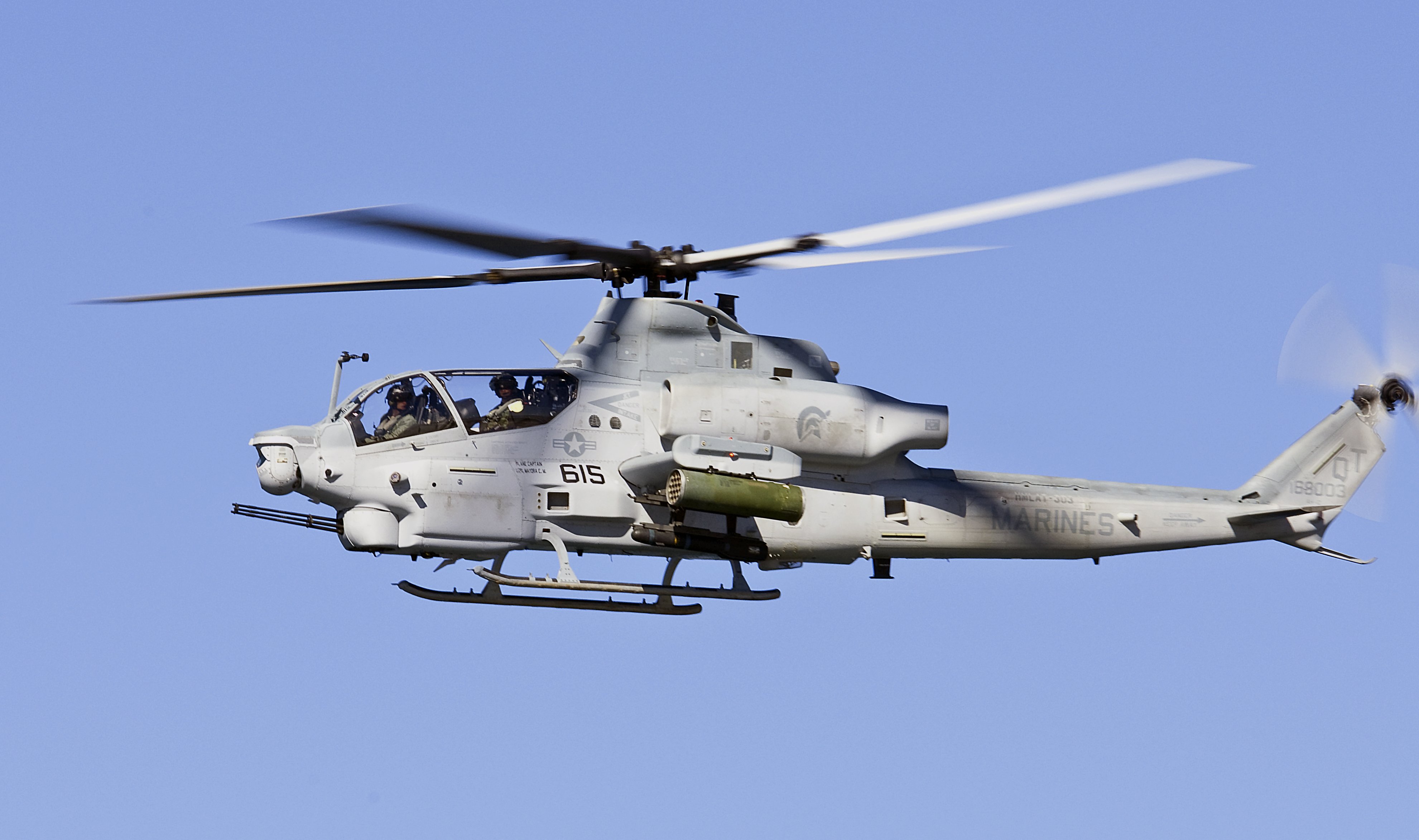 Bell Ah-1 Supercobra Wallpapers