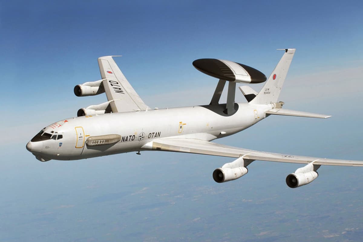 Boeing E-3 Sentry Wallpapers