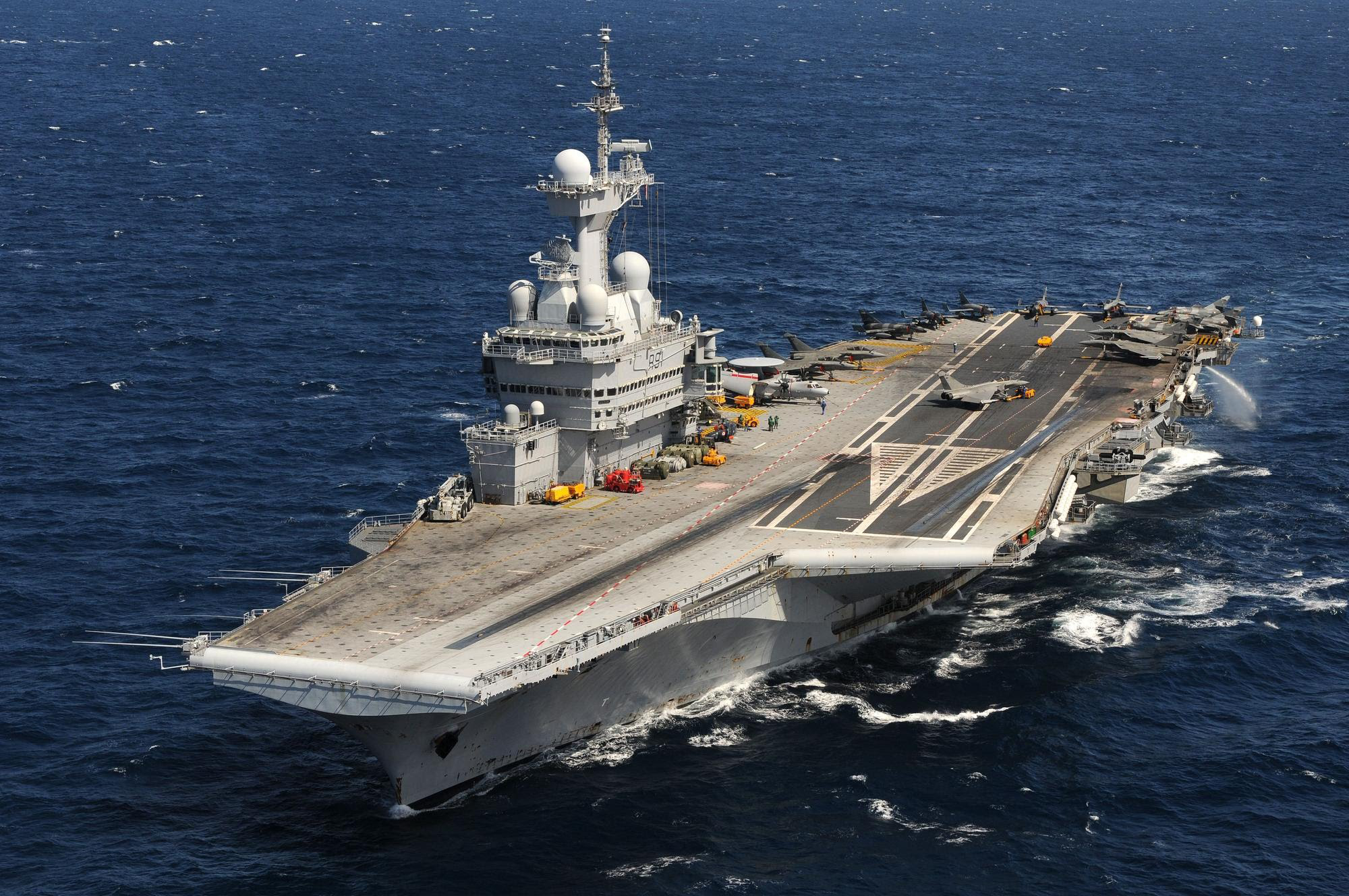 French Aircraft Carrier Charles De Gaulle (R91) Wallpapers