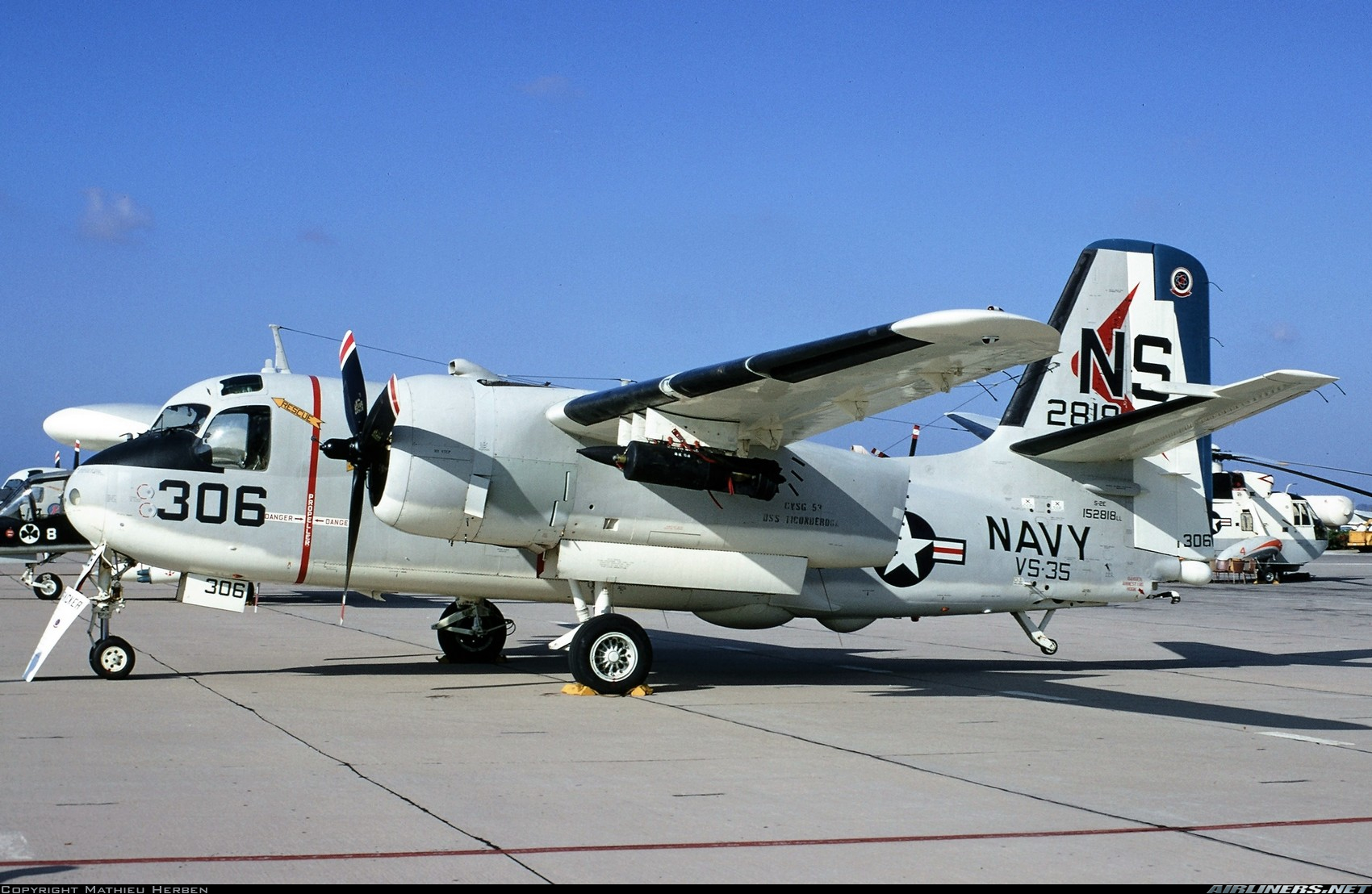 Grumman S-2 Tracker Wallpapers