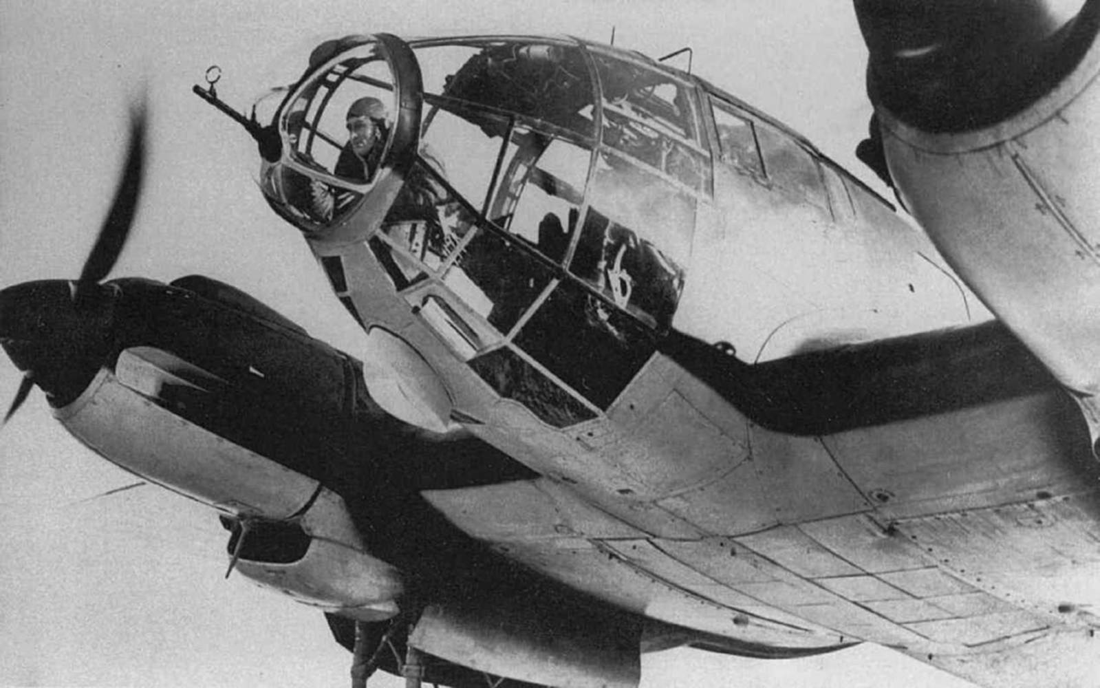 Heinkel He 111 Wallpapers