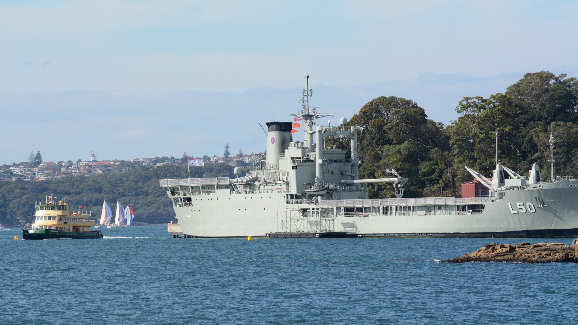 Hmas Tobruk (L50) Wallpapers