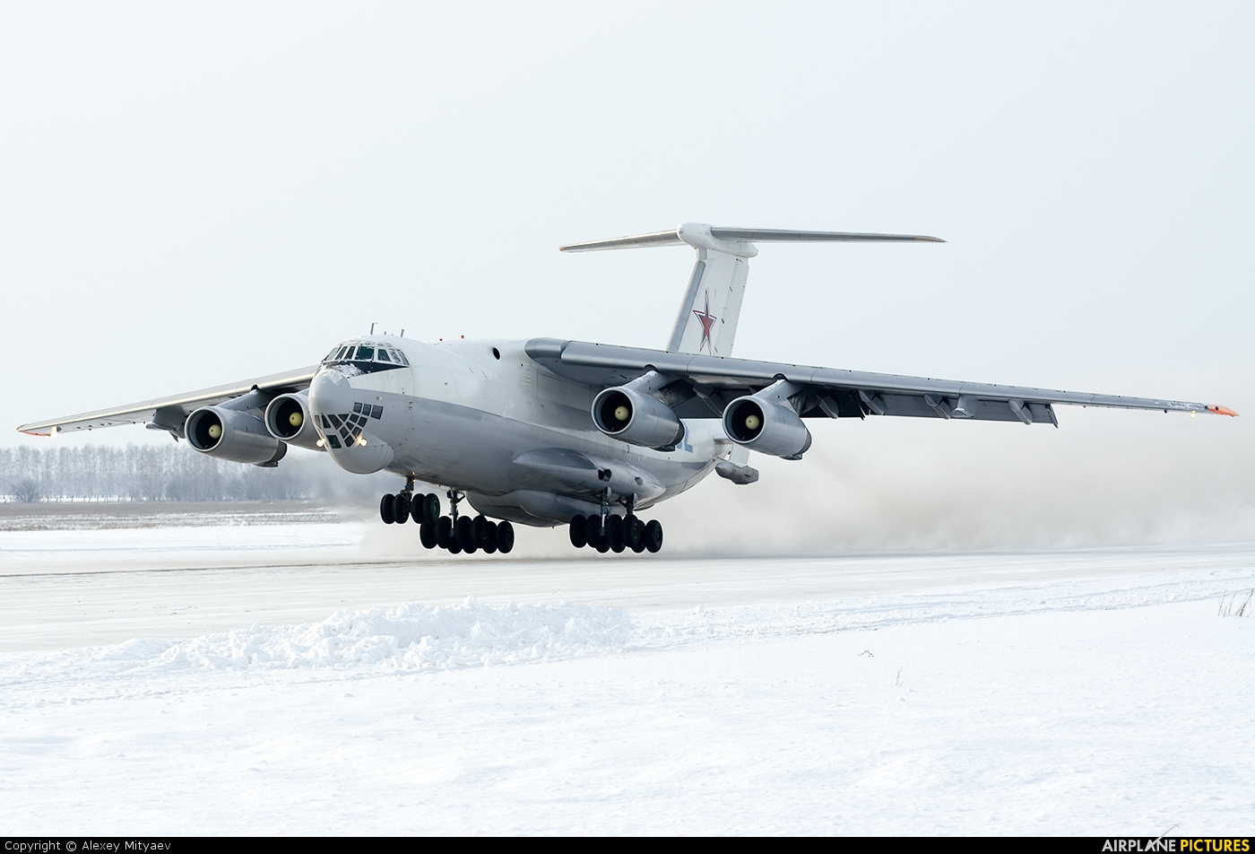 Ilyushin Il-78 Wallpapers