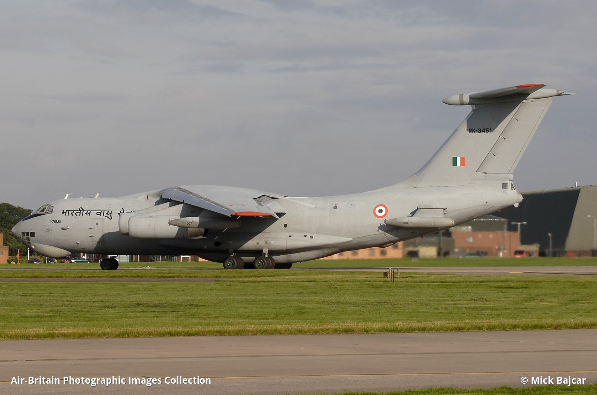 Ilyushin Il-78 Wallpapers