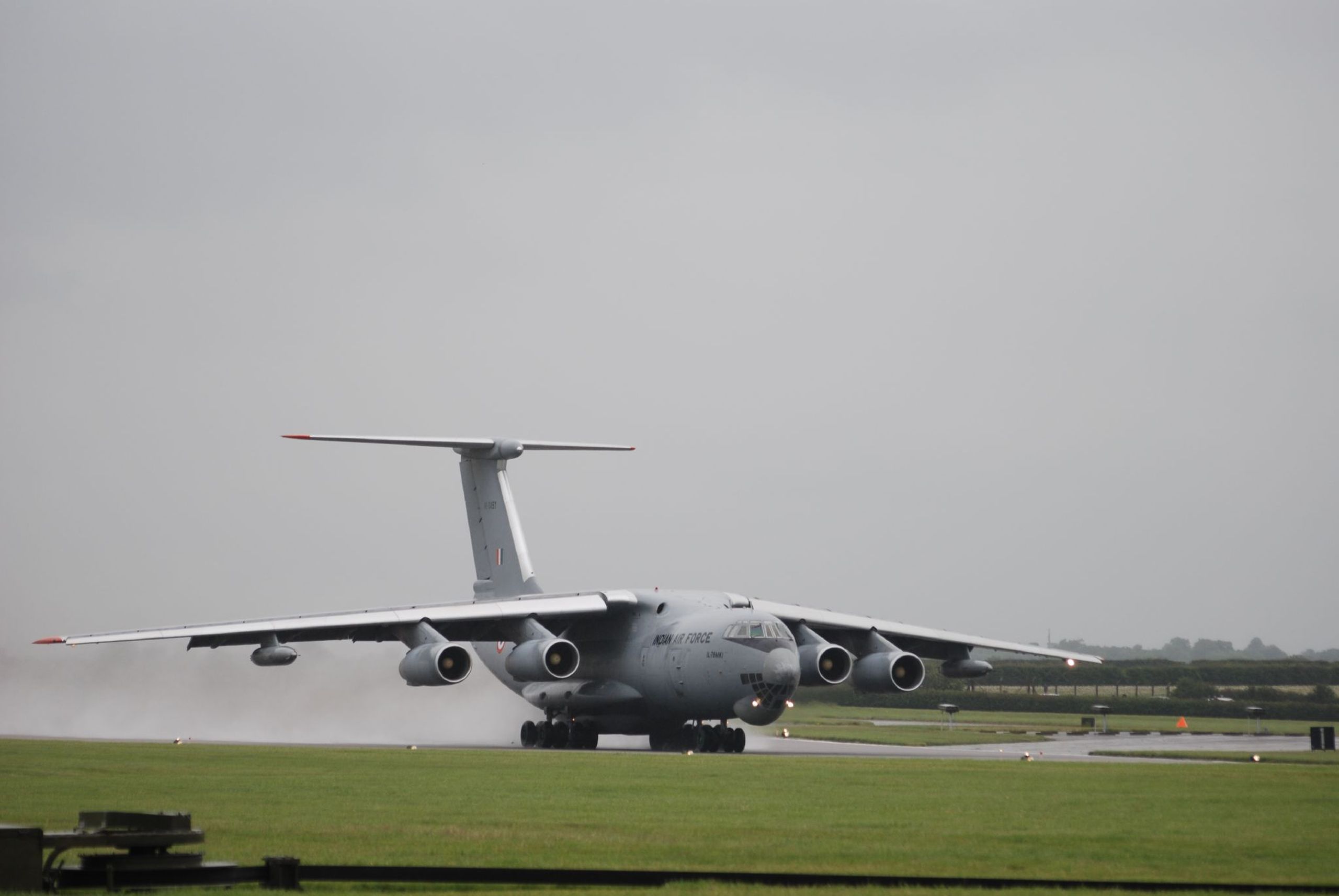 Ilyushin Il-78 Wallpapers