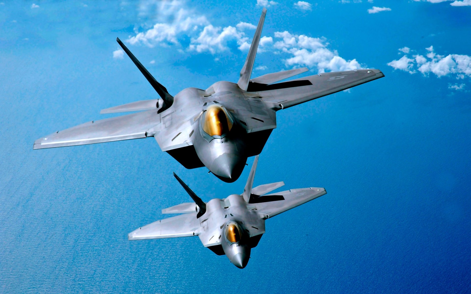 Lockheed Martin F-22 Raptor Wallpapers