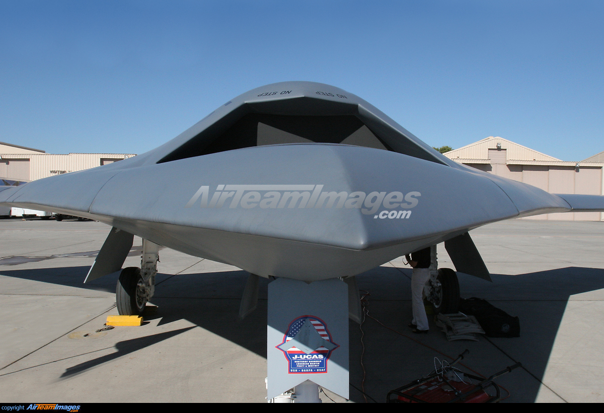 Northrop Grumman X-47B Wallpapers