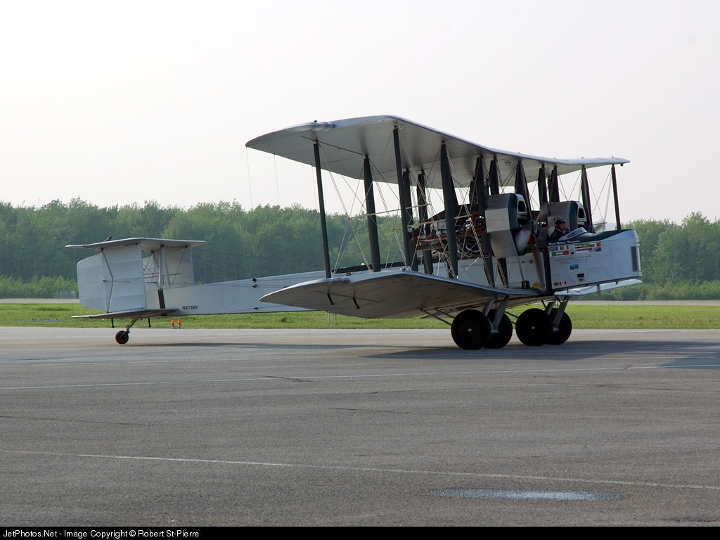 Vickers Vimy Wallpapers