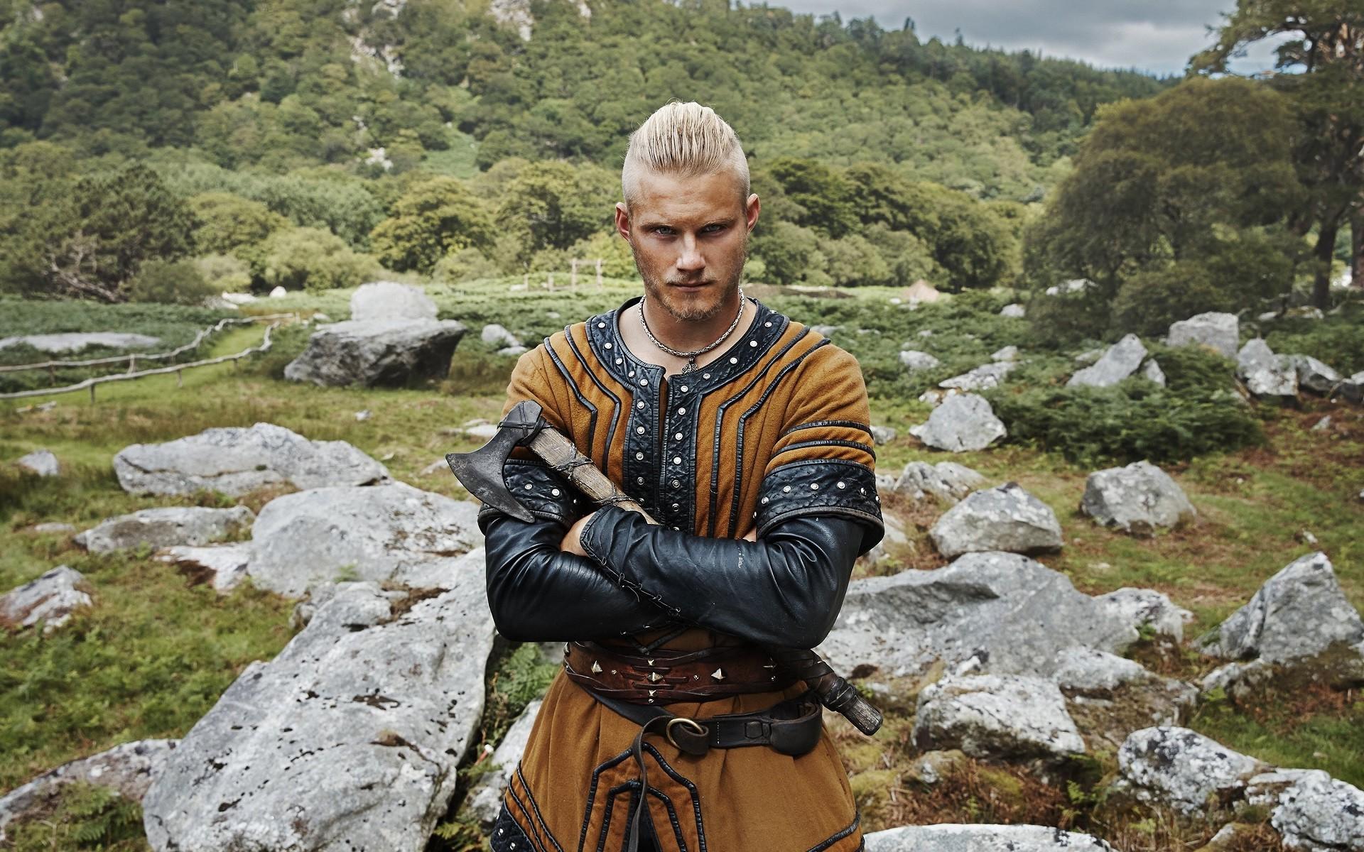 Alexander Ludwig As Bjorn Lothbrok Vikings Wallpapers