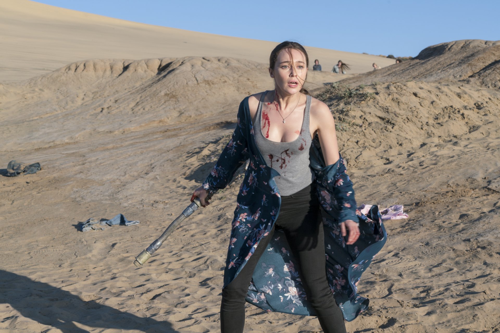 Alycia Debnam Carey As Alicia Clark In Fear The Walking Dead Wallpapers