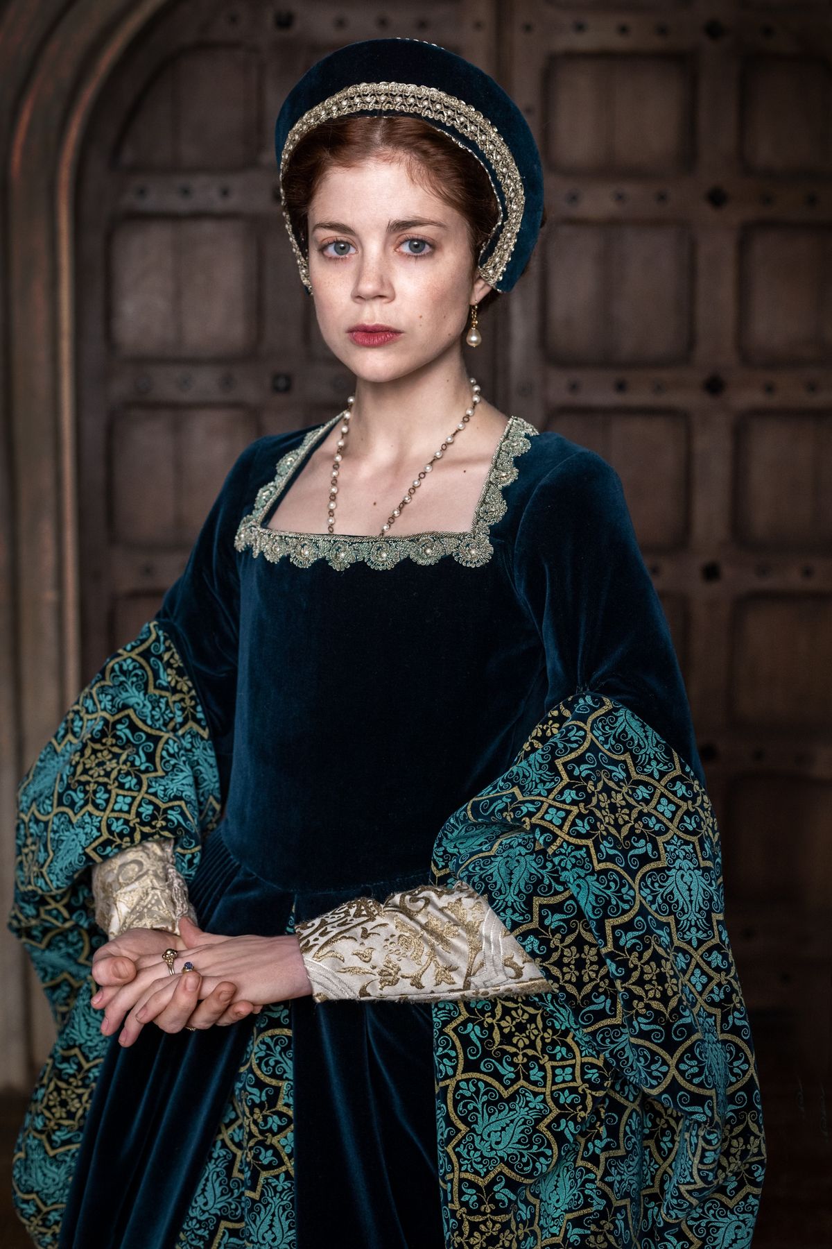 Charlotte Hope In The Spanish Princess Wallpapers