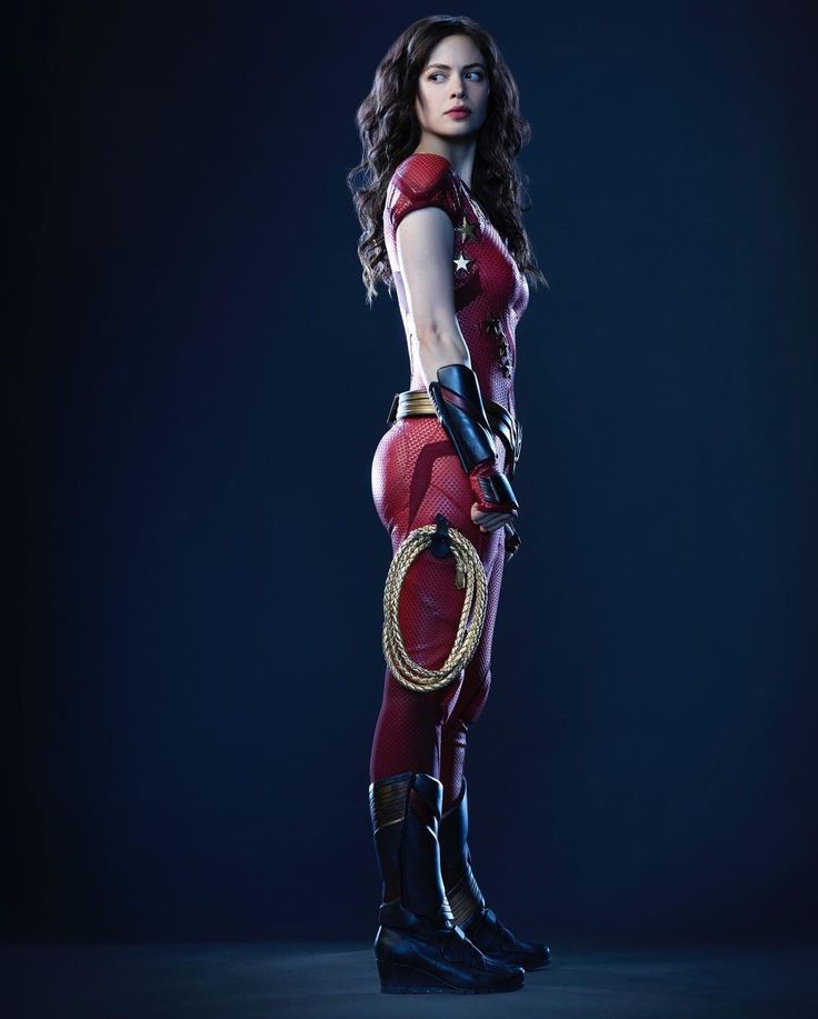 Conor Leslie As Donna Troy Wallpapers