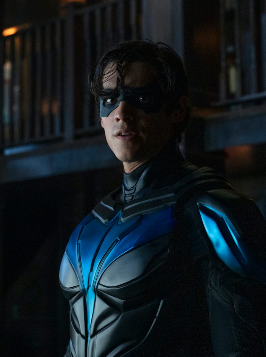 Dick Grayson As Nightwing In Titans Wallpapers