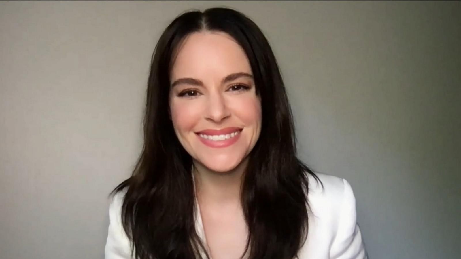 Emily Hampshire Chapelwaite 2021 Wallpapers