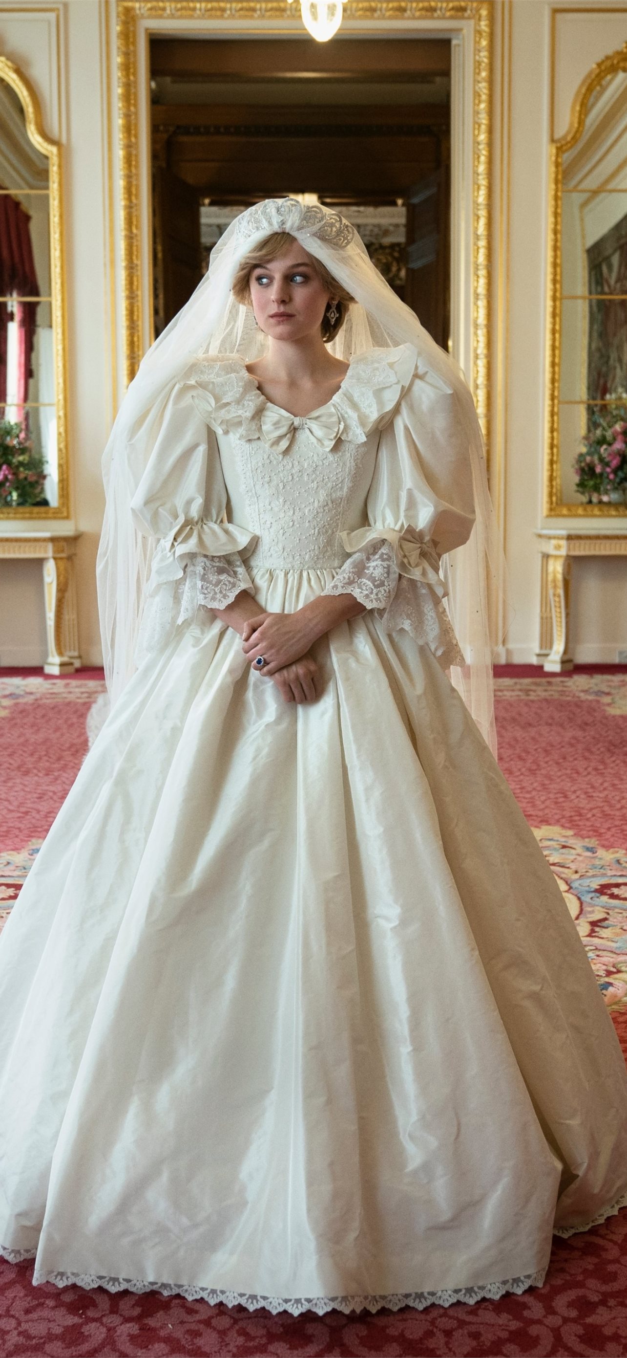 Emma Corrin As Princess Diana Wedding In The Crown Wallpapers