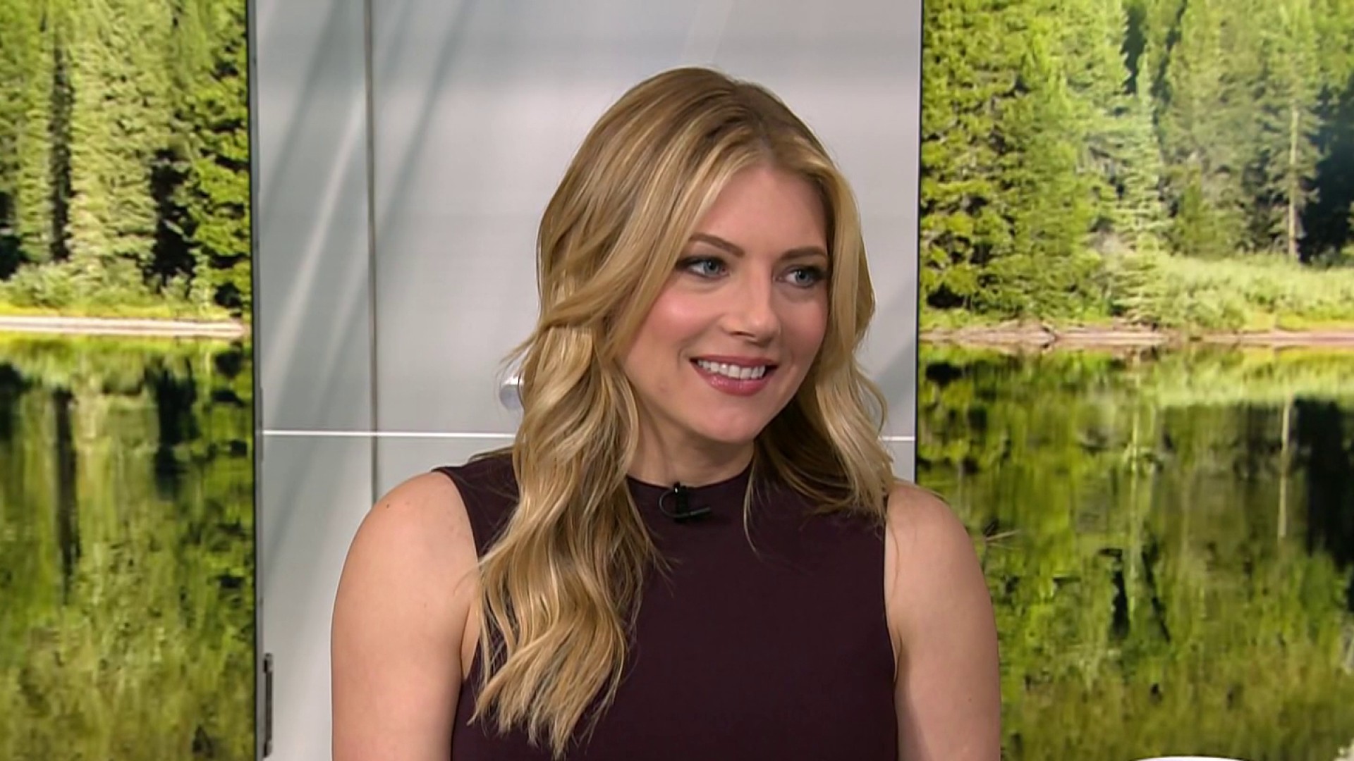 Katheryn Winnick Big Sky Season 2 Wallpapers