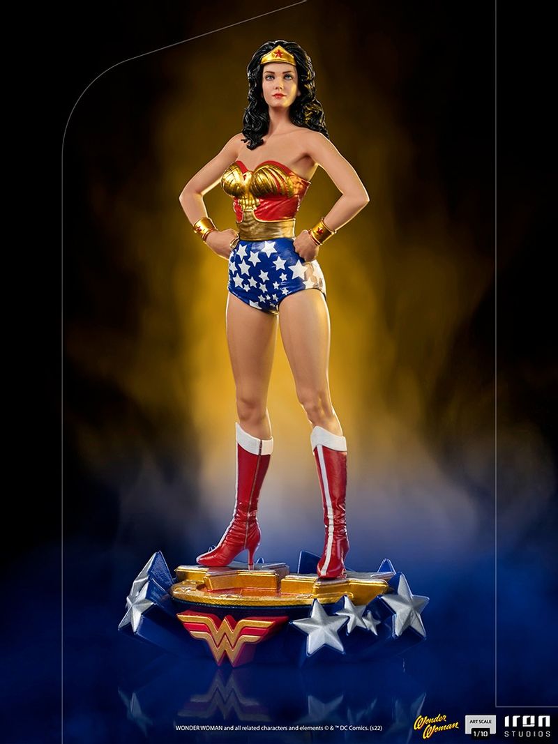 Lynda Carter As Wonder Woman Wallpapers