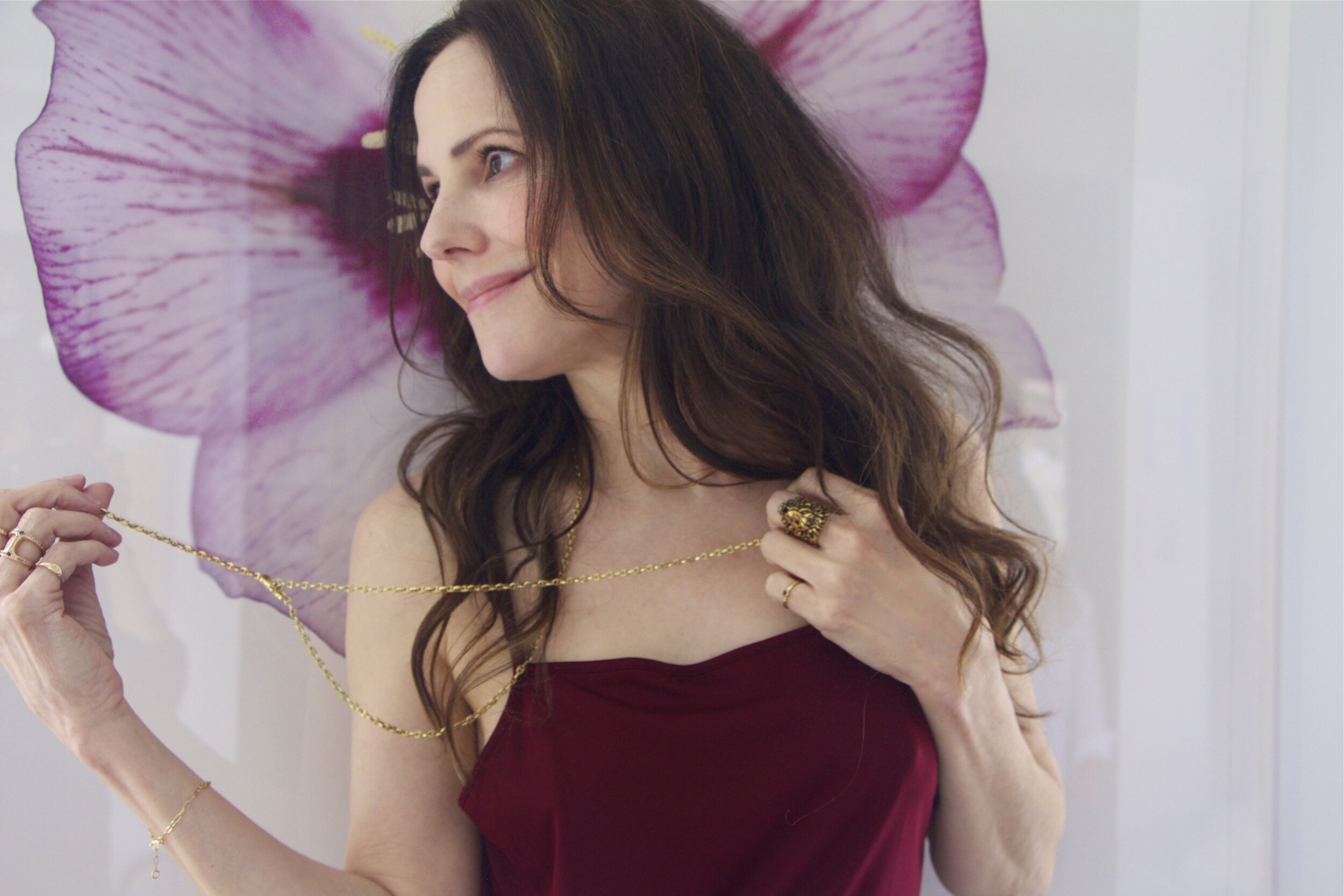 Mary-Louise Parker Weeds Actress Wallpapers