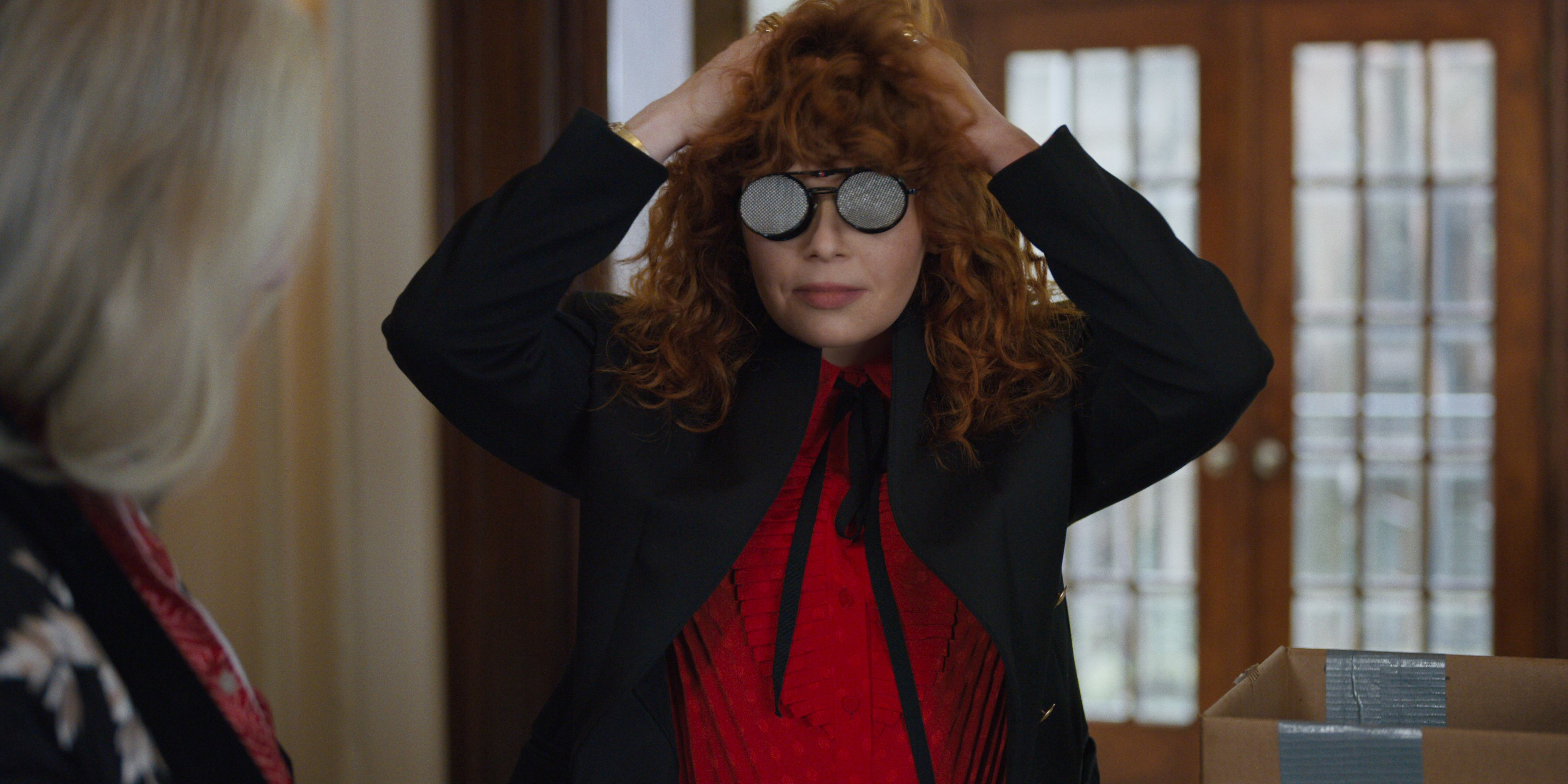 Natasha Lyonne Russian Doll Wallpapers